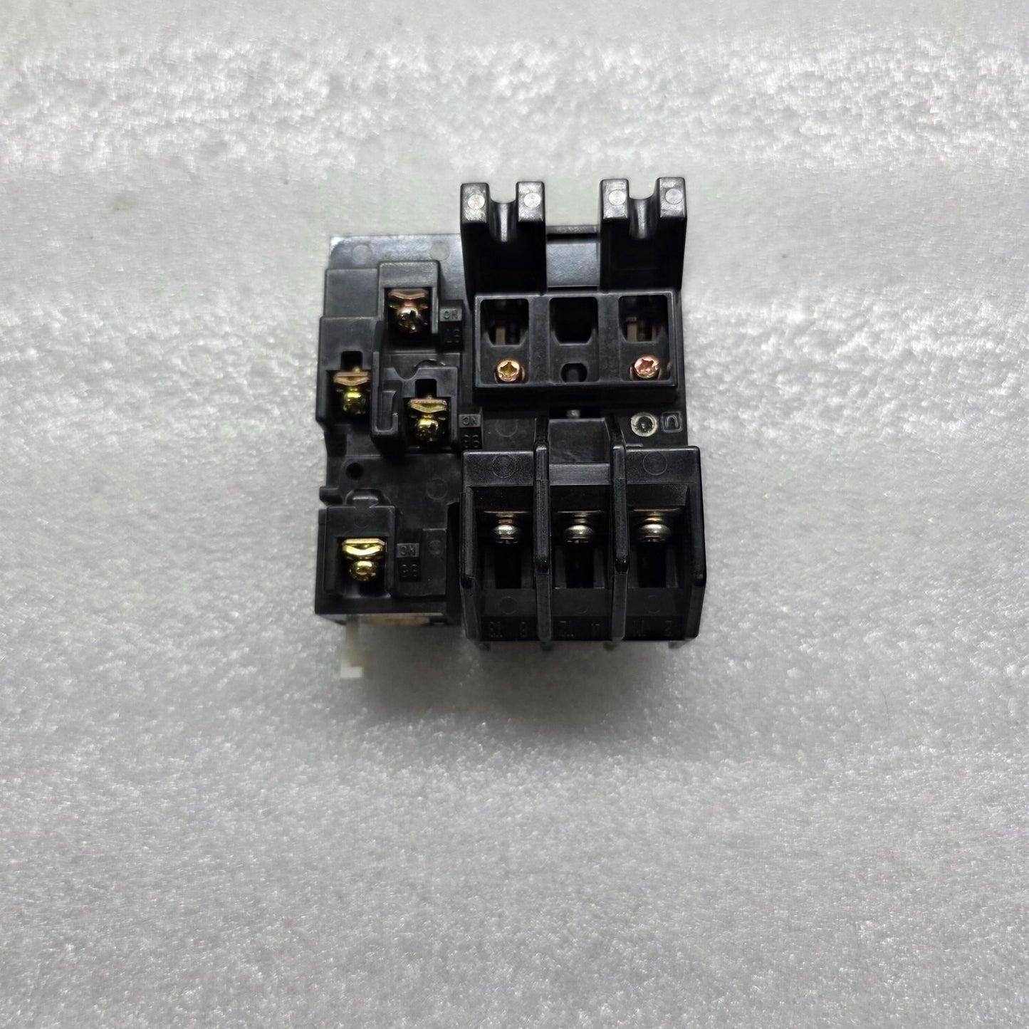 FUJI ELECTRIC TR-10NLH/M1 THERMAL OVERLOAD RELAY 6-13A
