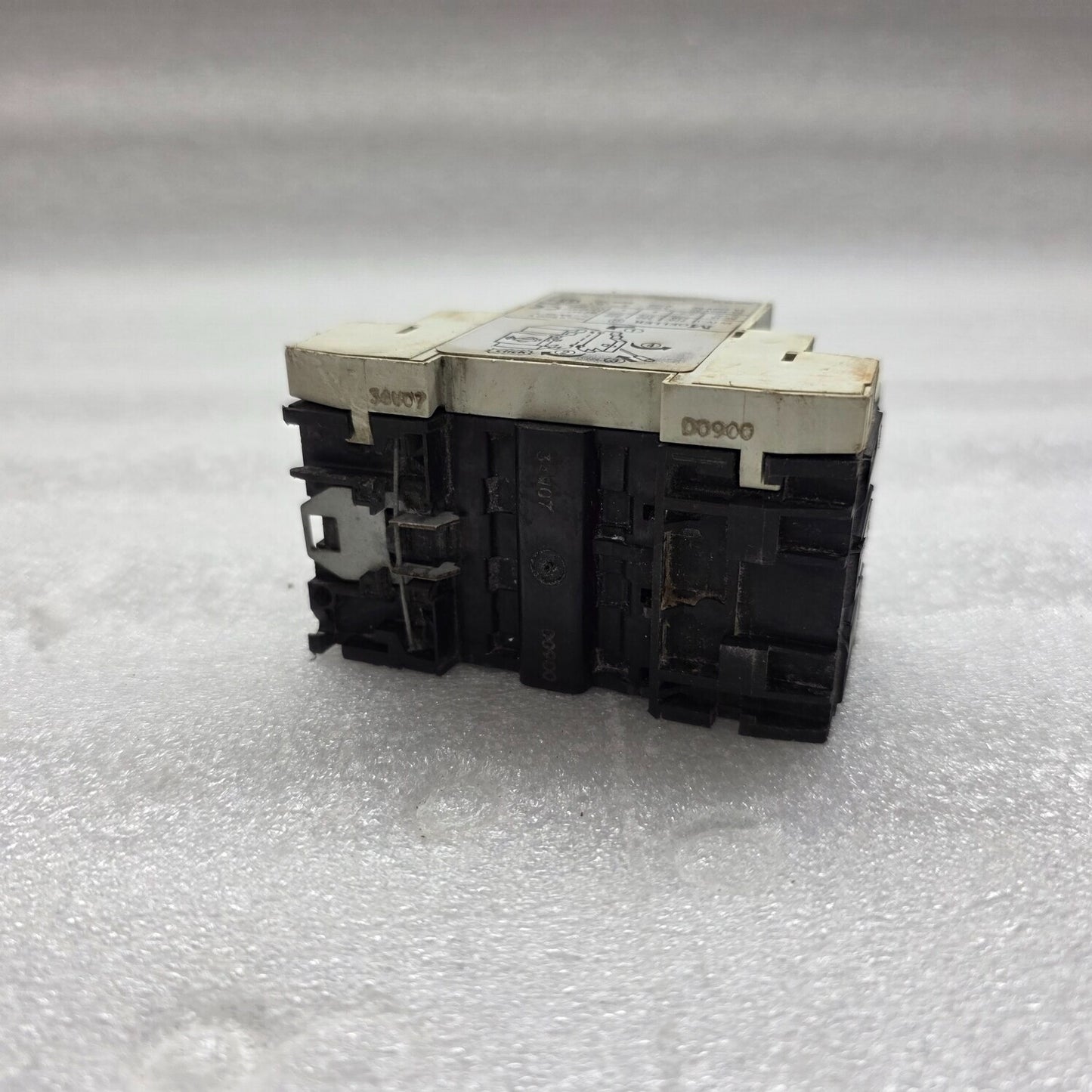 MOELLER PKZM0-25 MOTOR PROTECTION CIRCUIT BREAKER 20-25A