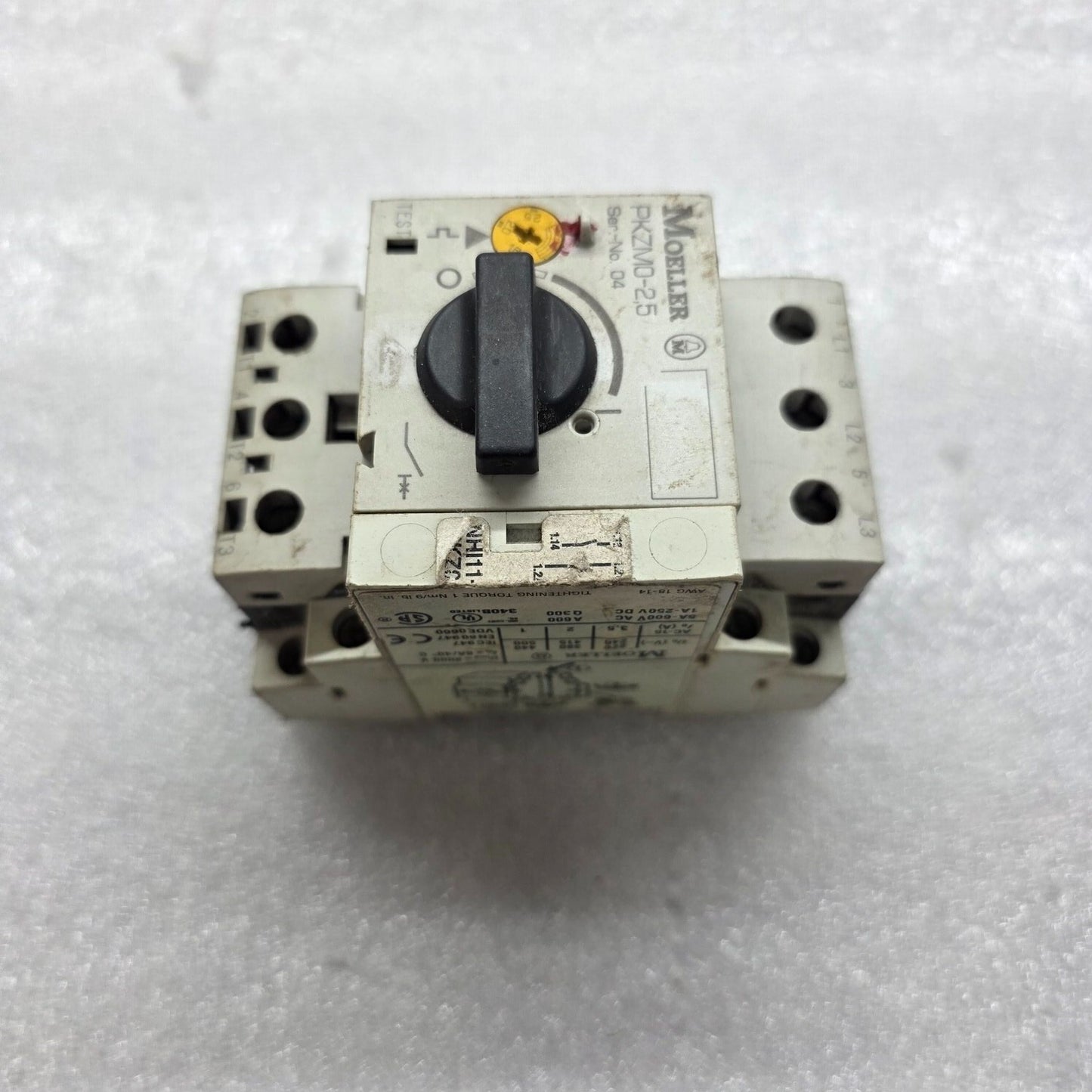 MOELLER PKZM0-2.5 MOTOR PROTECTION CIRCUIT BREAKER 1.8-2.5A