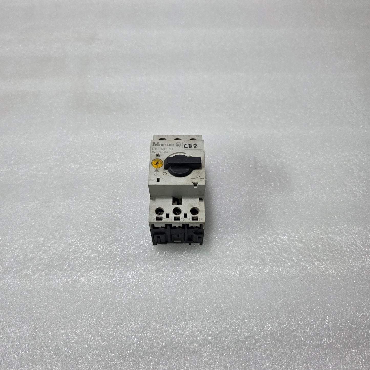 MOELLER PKZM0-10 MOTOR PROTECTION CIRCUIT BREAKER 6.3–10A MANUAL MOTOR STARTER