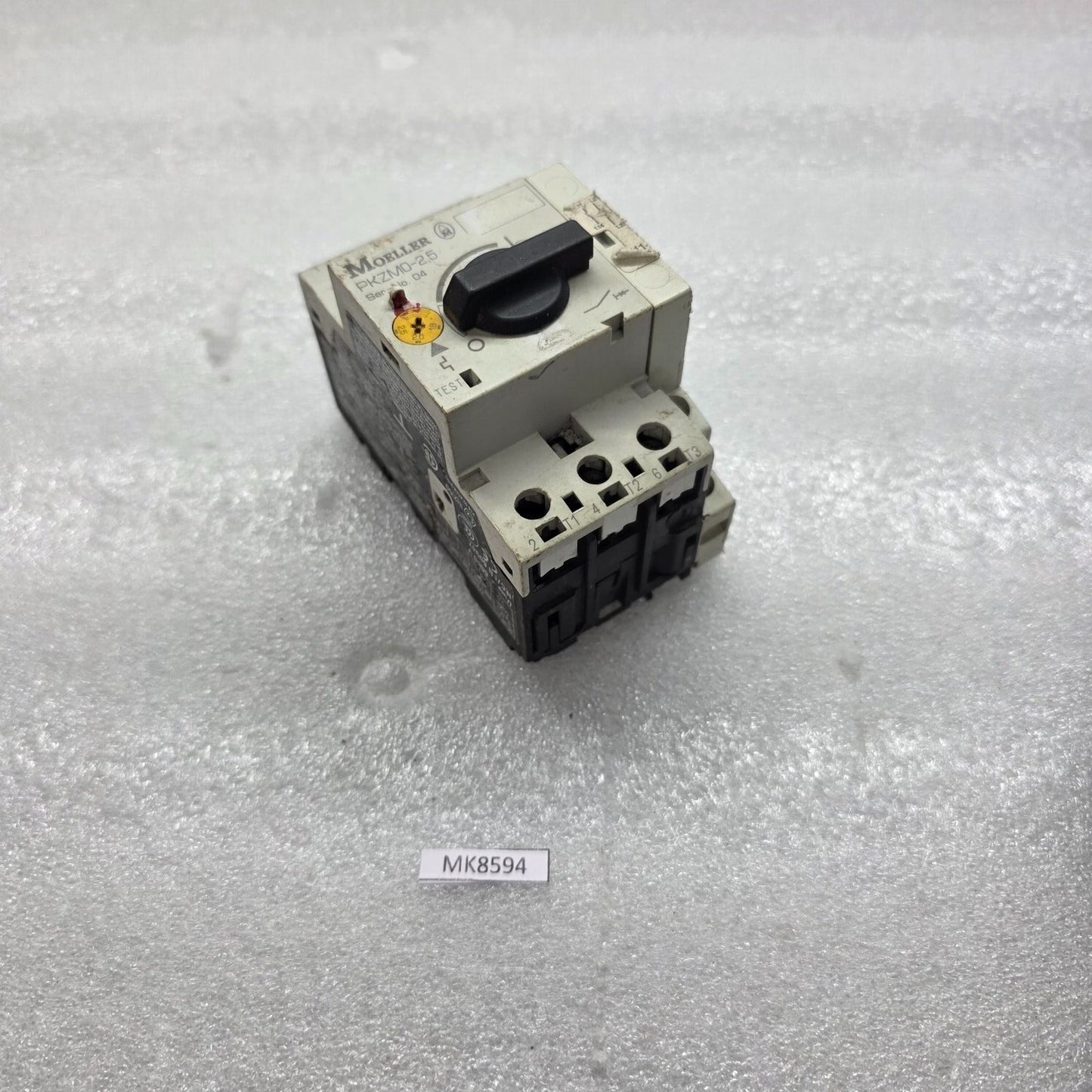 MOELLER PKZM0-2.5 MOTOR PROTECTION CIRCUIT BREAKER 1.8-2.5A