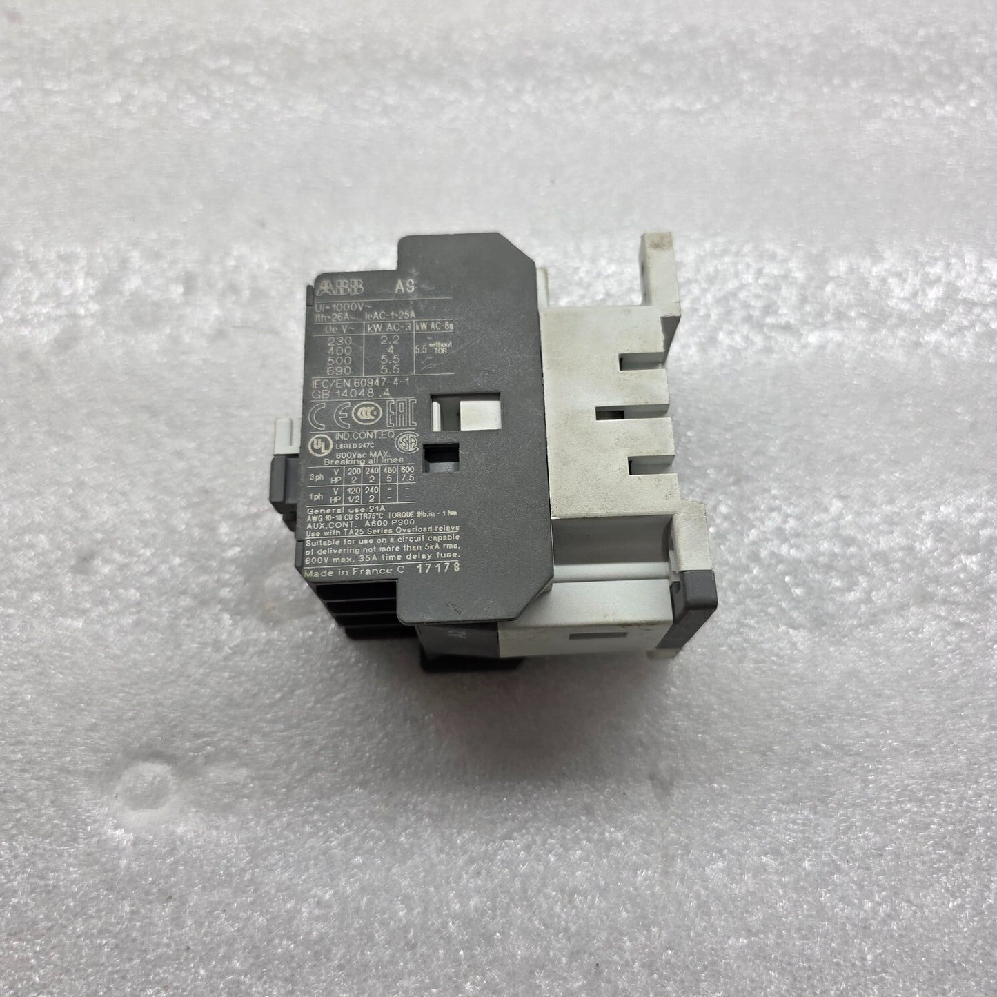 ABB A9-30-10 CONTACTOR 220-240V