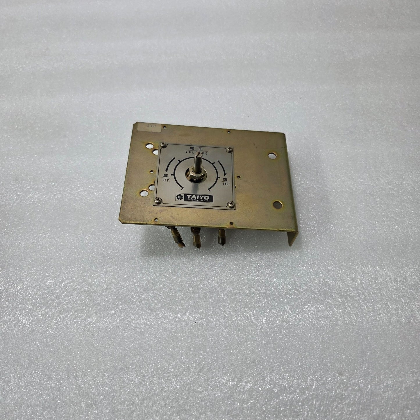 TAIYO ELECTRIC F50 300Ω PANEL MOUNT VOLTAGE REGULATOR POTENTIOMETER