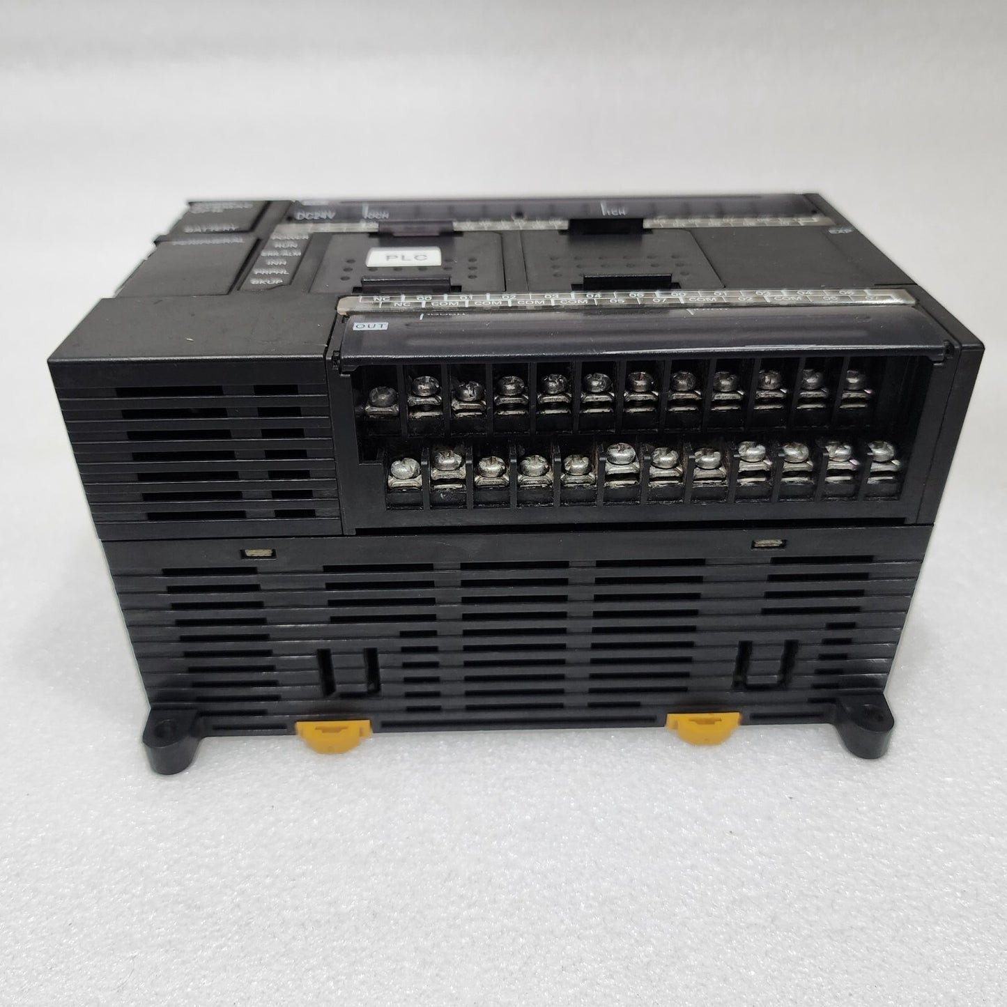 OMRON CP1E-N40DT1-D PROGRAMMABLE CONTROLLER 24VDC