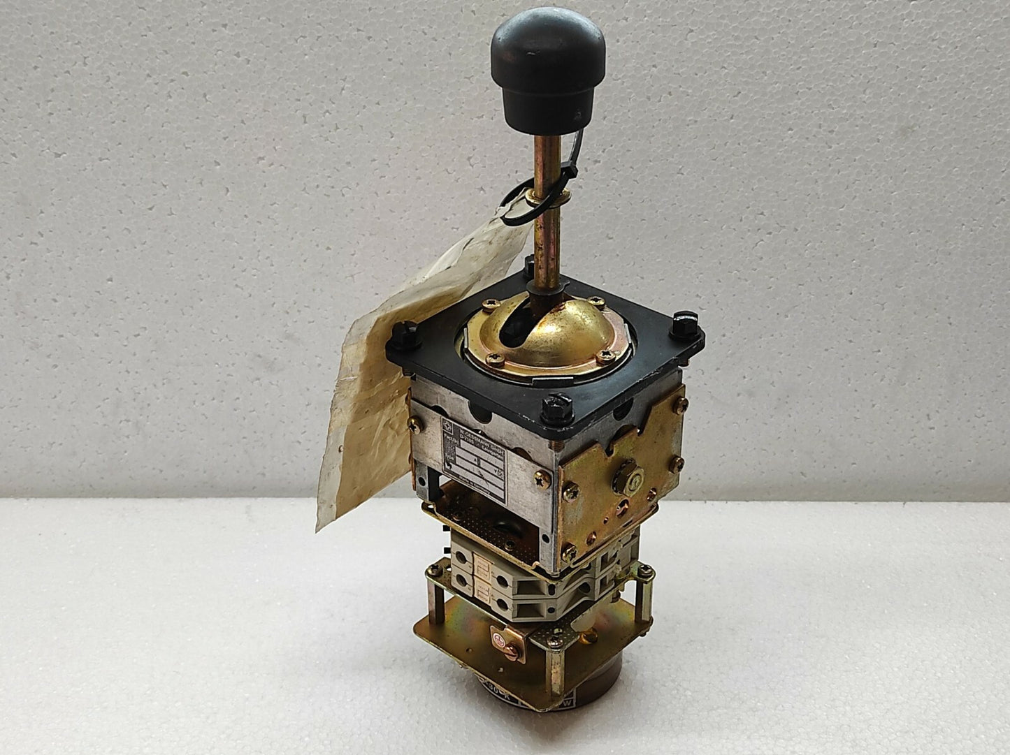 LIEBHERR W GESSMANN 922 387/1 6A 250V AC/DC V6.1-02Z 1187556 COMPOUND DRIVE JOY