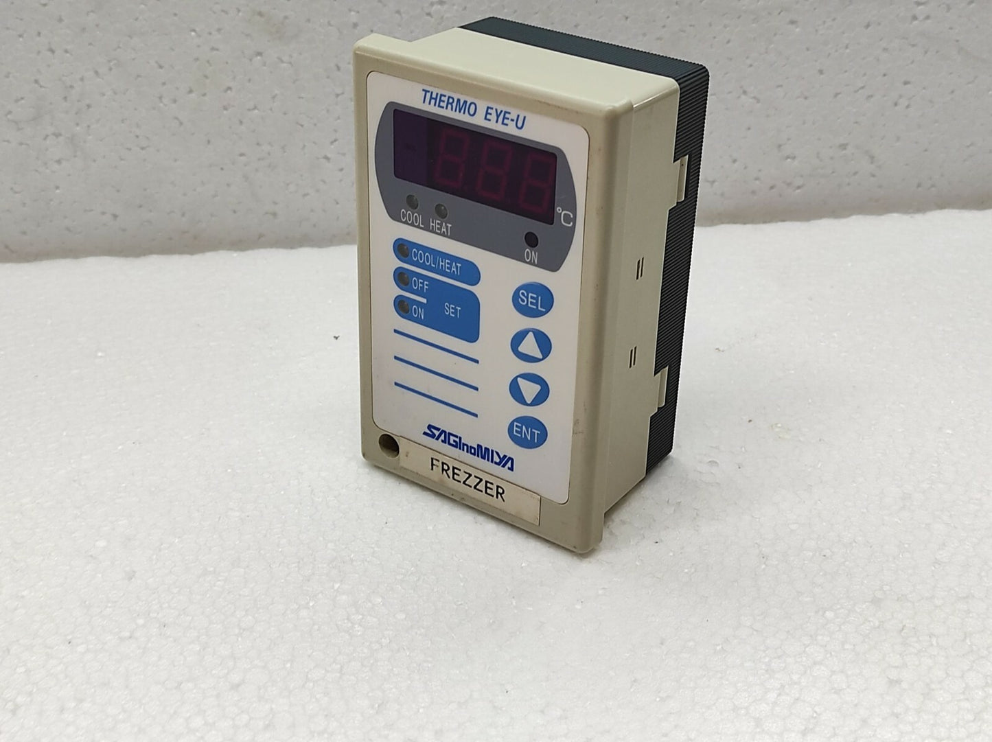 Saginomiya Thermo EYE-U Temperature Controller 85-265 VAC
