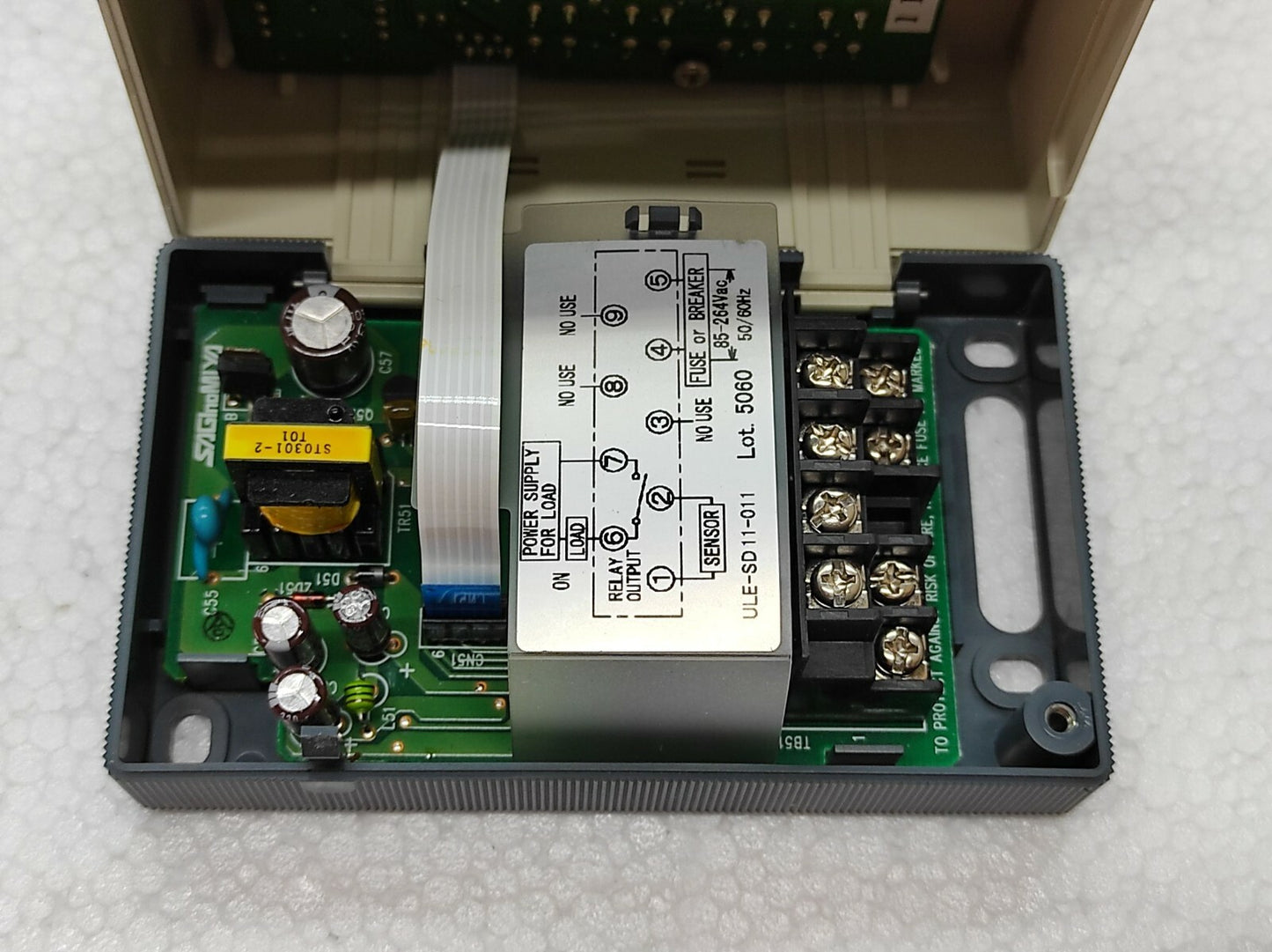 Saginomiya Thermo EYE-U Temperature Controller 85-265 VAC