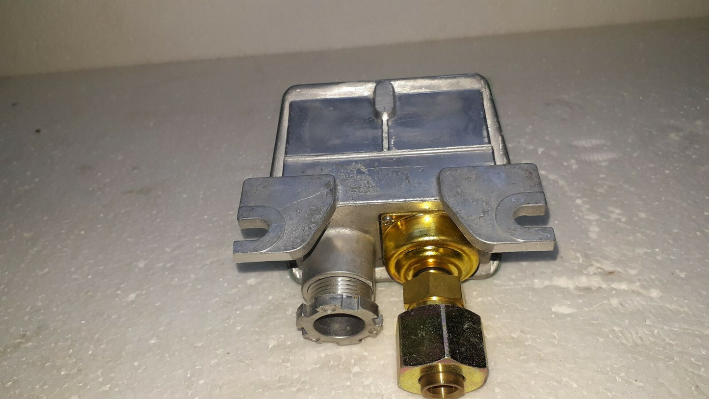 Saginomiya ANS-C103PU Pressure Controls L24657 ANSC103PU