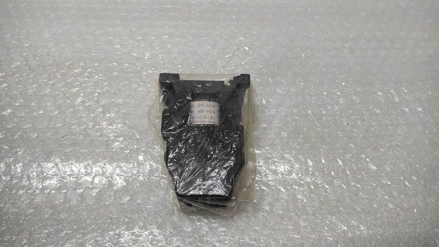 FUJI ELECTRIC SRC50-2F/X (3A3B) MAGNETIC CONTACTOR 380-440V