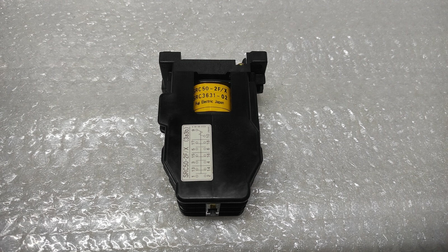 FUJI ELECTRIC SRC50-2F/X (3A3B) MAGNETIC CONTACTOR 200-220V