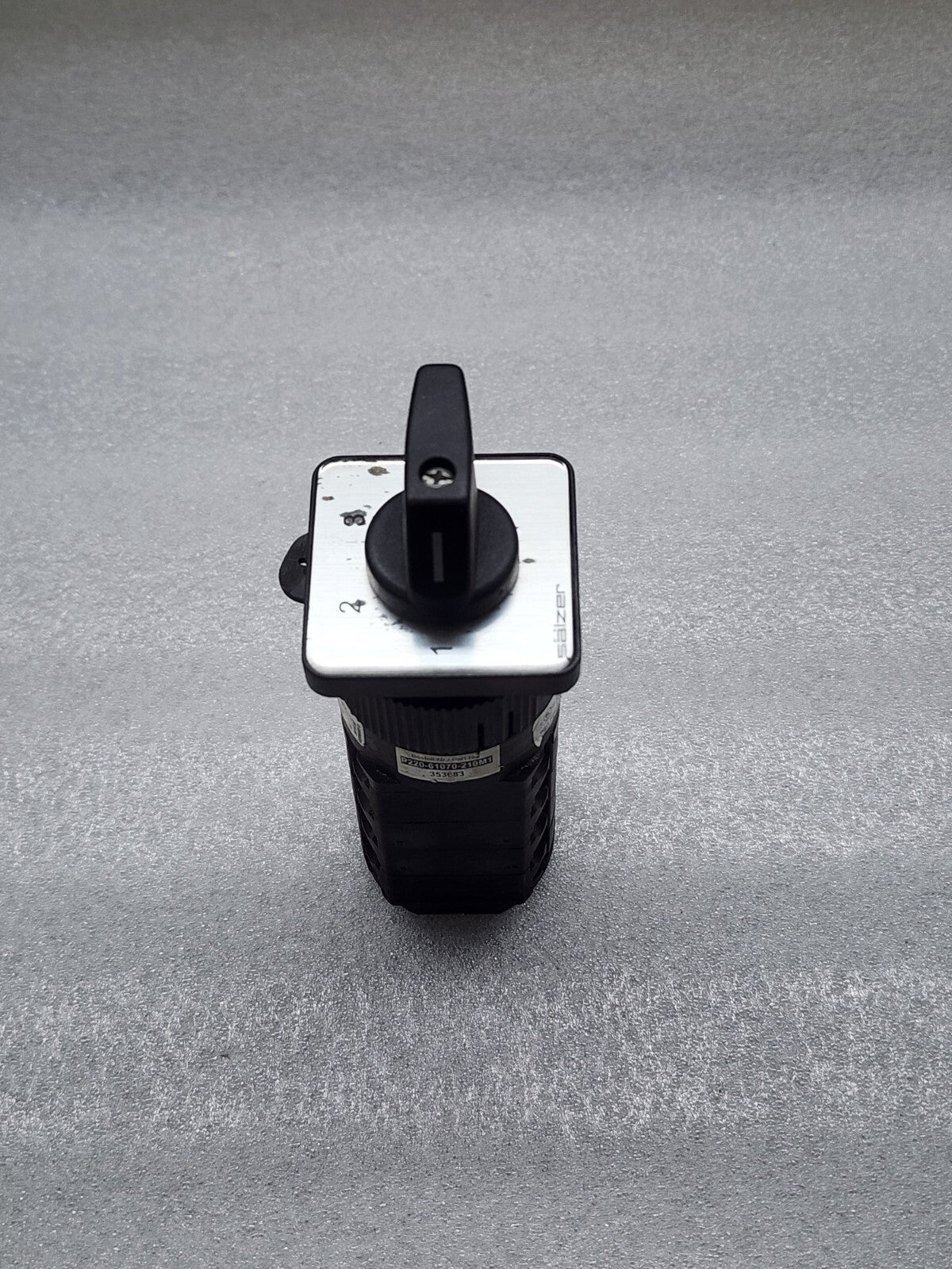 SALZER P220-61070-A01 CAM SWITCH