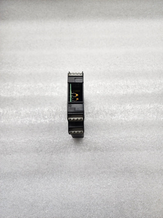 SCHMERSAL SRB201ZH-24VDC SAFETY RELAY CONTROLLER