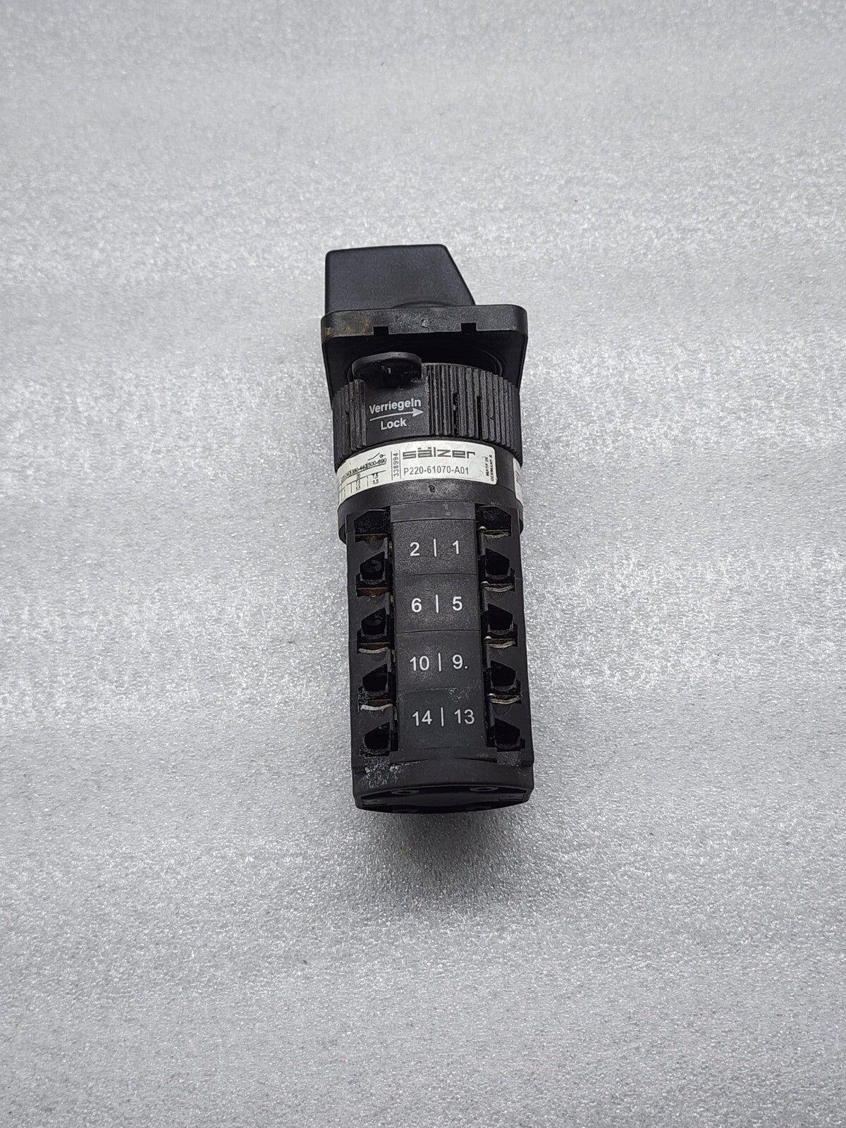 SALZER P220-61070-A01 CAM SWITCH