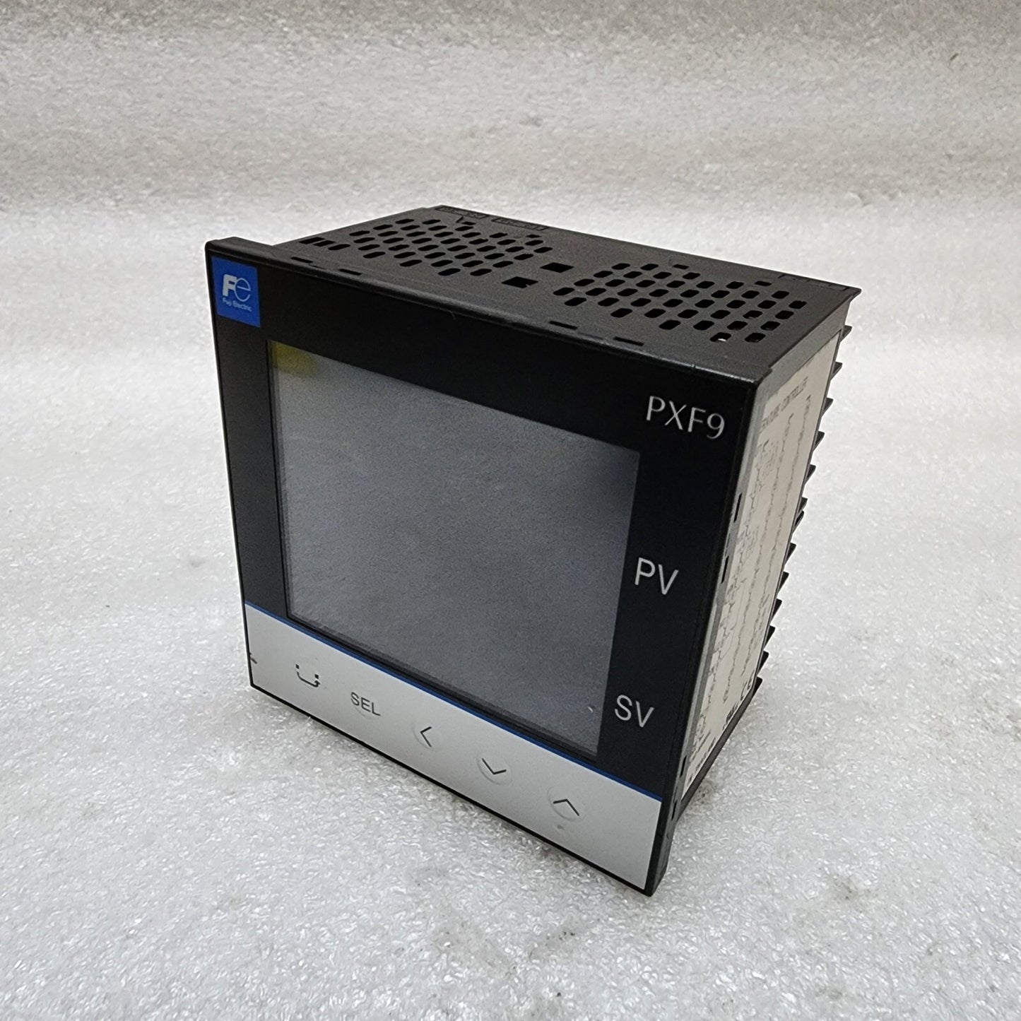 FUJI ELECTRIC PXF9ABY2-FVY00-P TEMPERATURE CONTROLLER 100-240VAC
