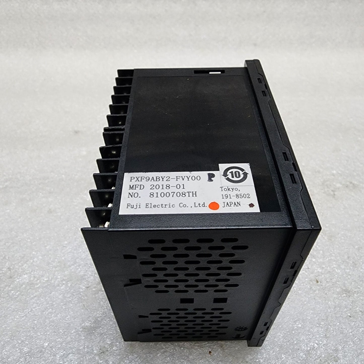 FUJI ELECTRIC PXF9ABY2-FVY00-P TEMPERATURE CONTROLLER 100-240VAC