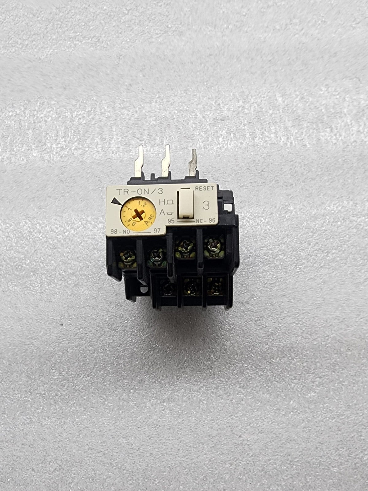 FUJI ELECTRIC TR-0N/3 OVERLOAD RELAY 0.8-1.2A NIB