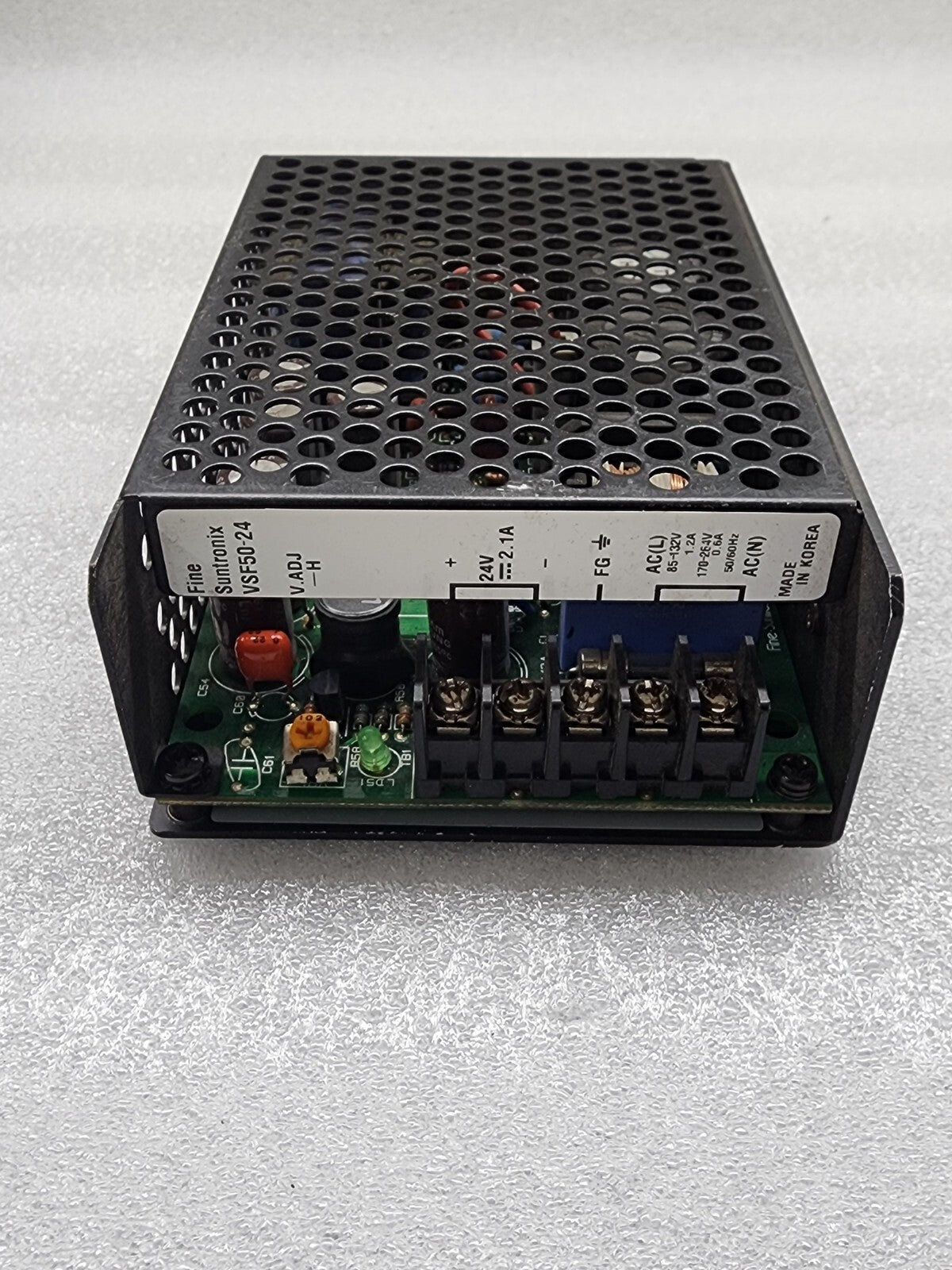 FINE SUNTRONIX VSF50-24 POWER SUPPLY 24VDC 2.1A