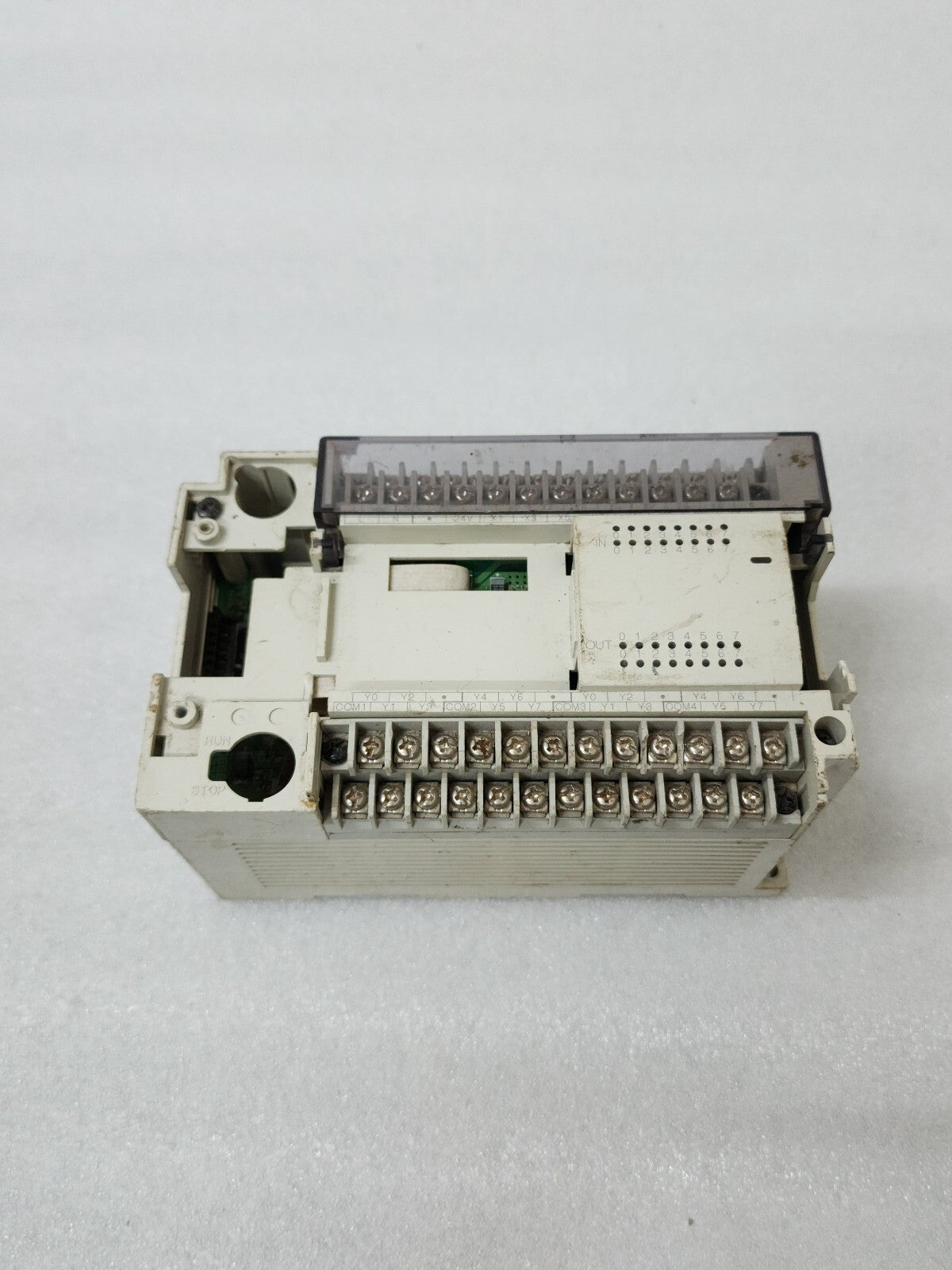 MITSUBISHI FX2N-32ER-ES/UL PLC I/O UNIT 100-240V