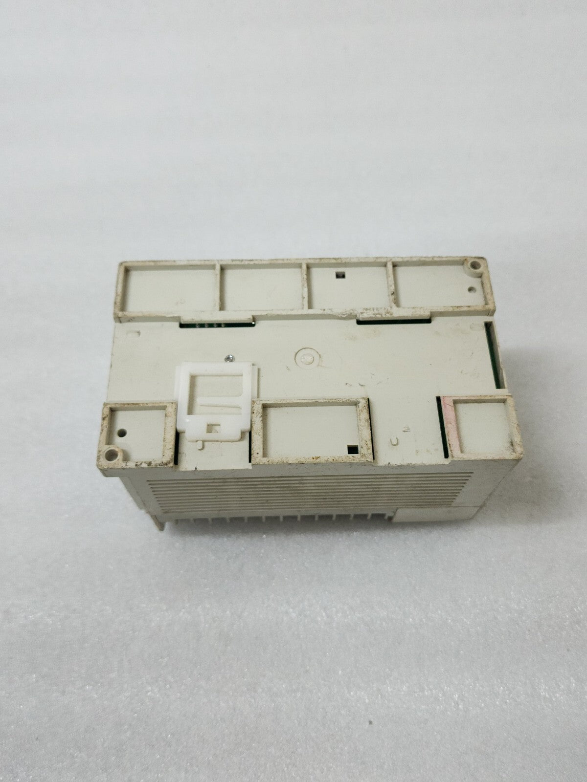 MITSUBISHI FX2N-32ER-ES/UL PLC I/O UNIT 100-240V