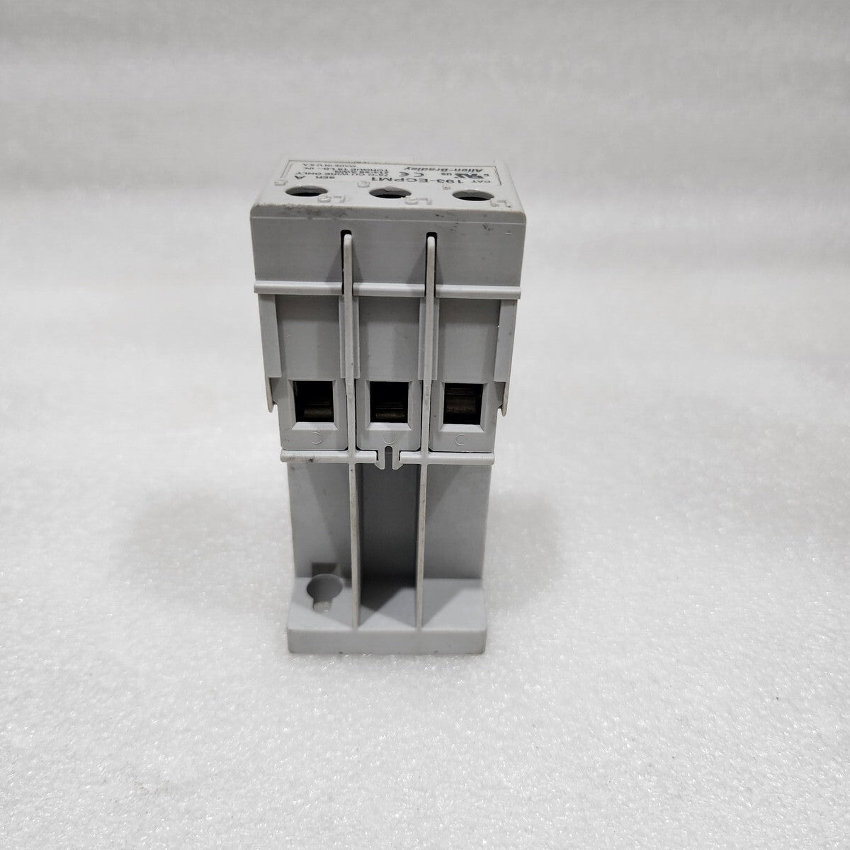 ALLEN BRADLEY CAT 193-ECPM1 DIN RAIL PANEL ADAPTER