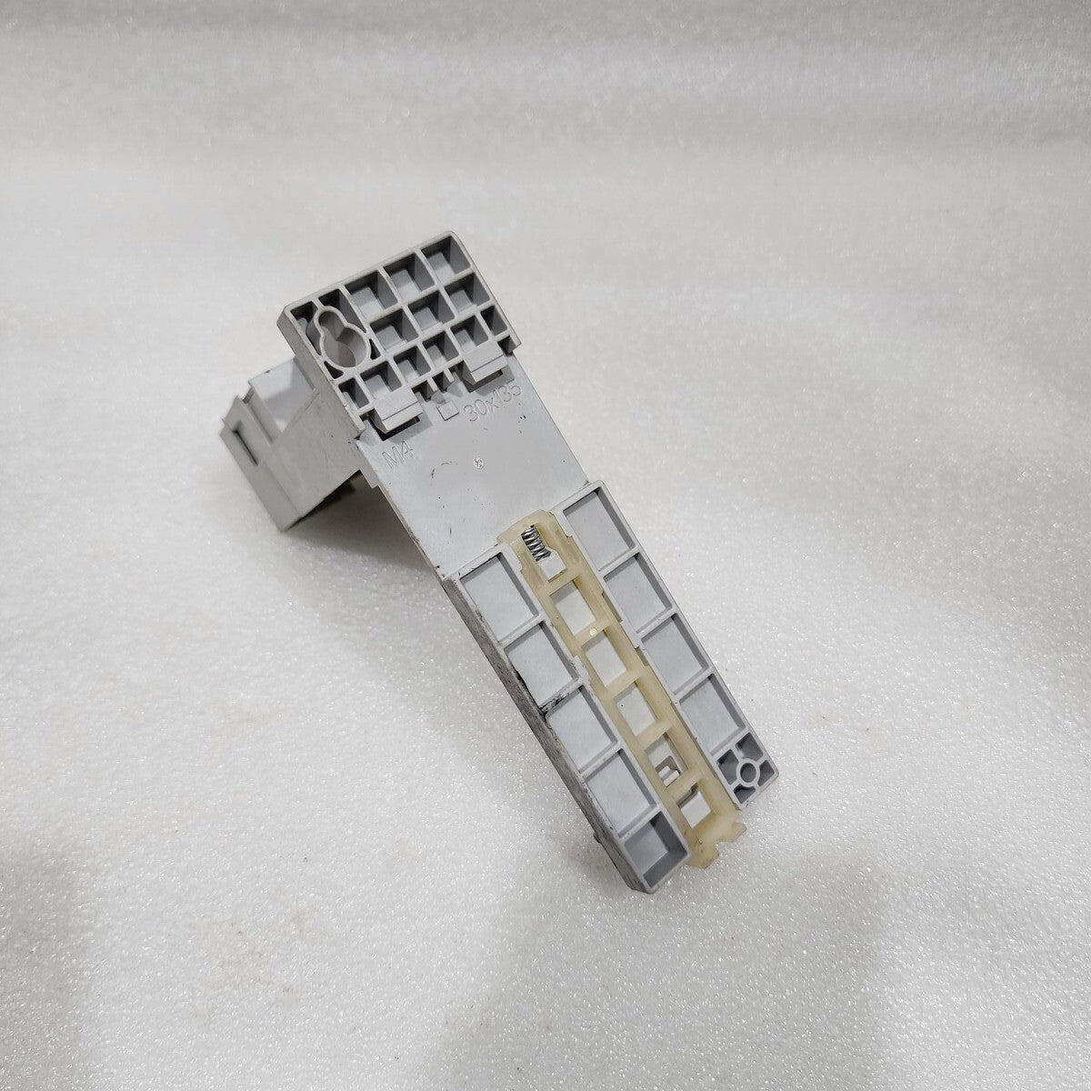 ALLEN BRADLEY CAT 193-ECPM1 DIN RAIL PANEL ADAPTER