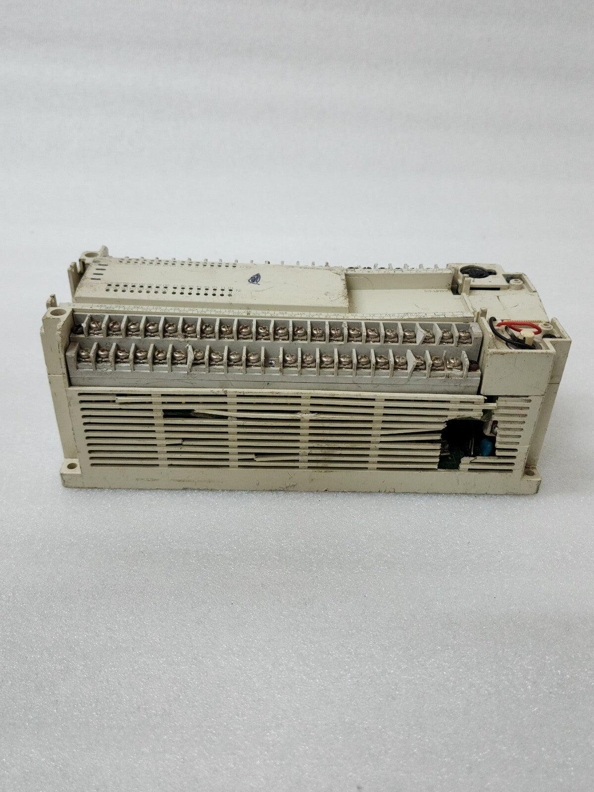 MITSUBISHI FX2N-64MR-ES/UL PLC I/O UNIT 100-240V