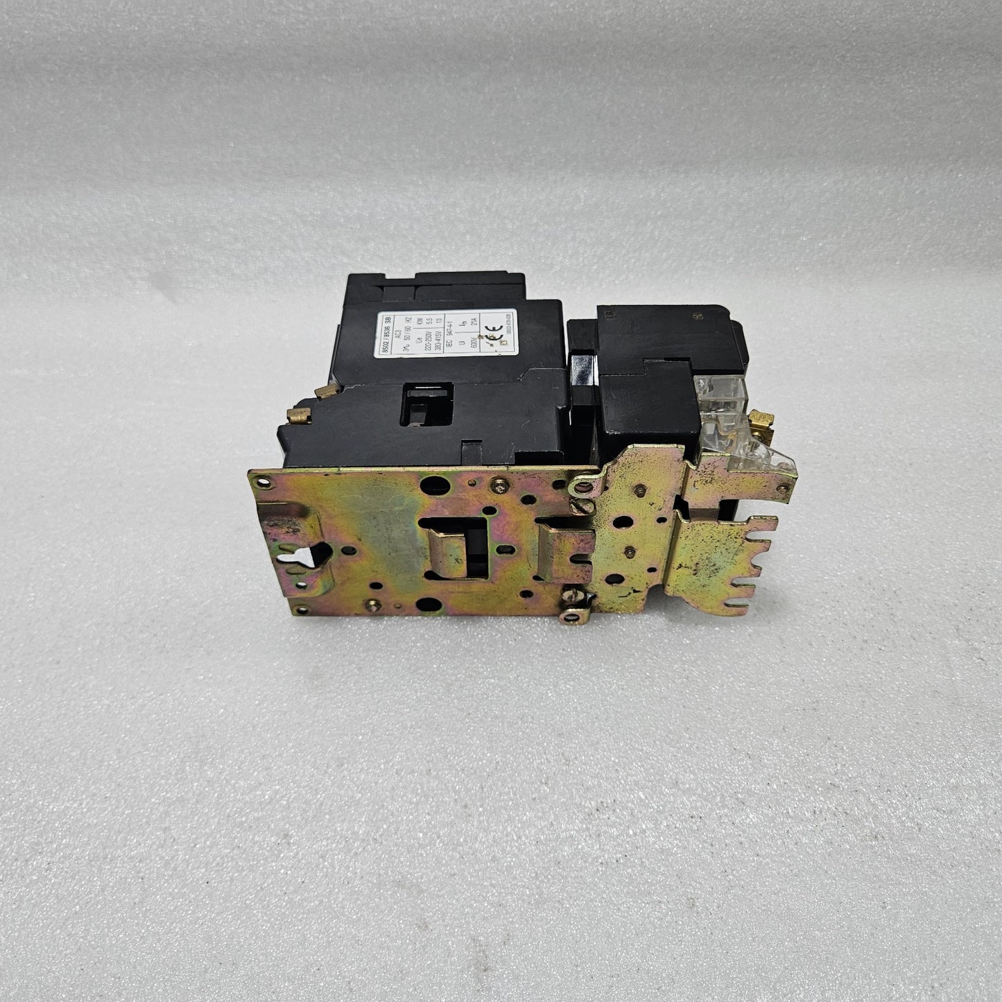 SQUARE D NEMA SIZE 0 MOTOR STARTER 8536 SBO2S (SERIES A)