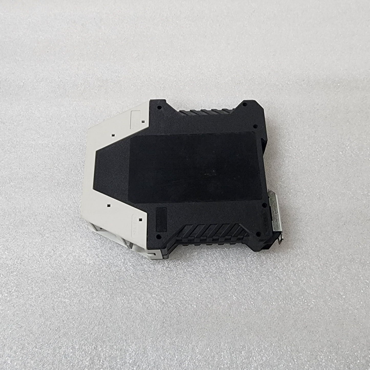 OMRON SCC-1224ND SAFETY EDGE CONTROLLER 43872-0021