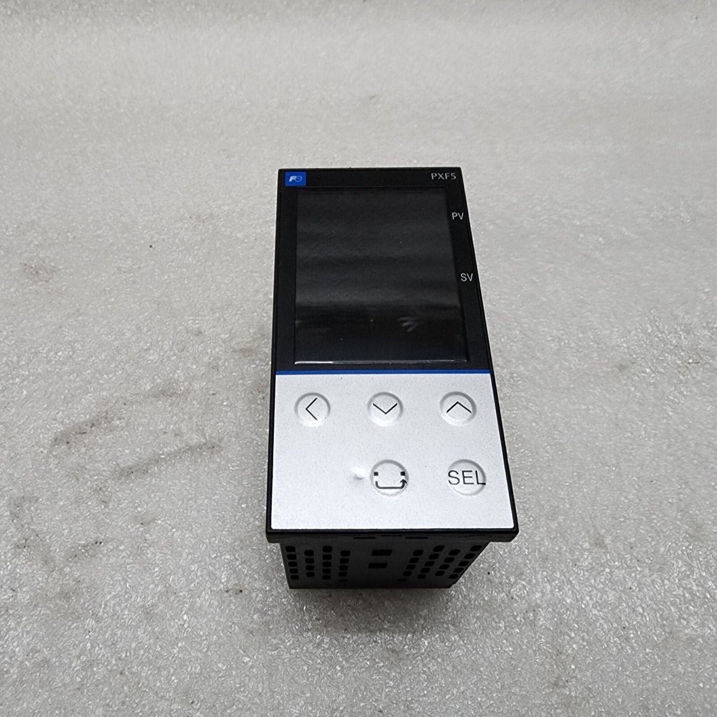 FUJI ELECTRIC PXF5ABY2-1V100-P TEMPERATURE CONTROLLER 100-240VAC