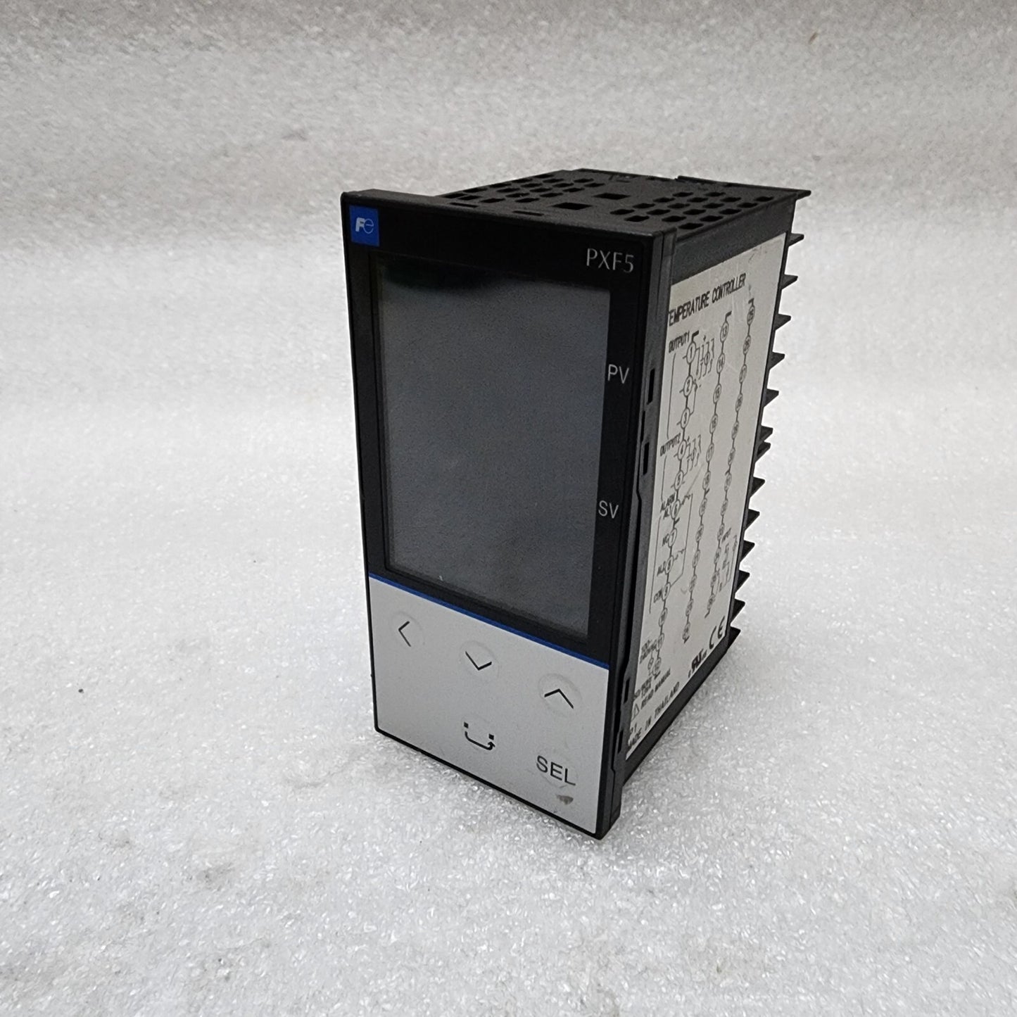 FUJI ELECTRIC PXF5ABY2-1VY00-P TEMPERATURE CONTROLLER 100-240VAC