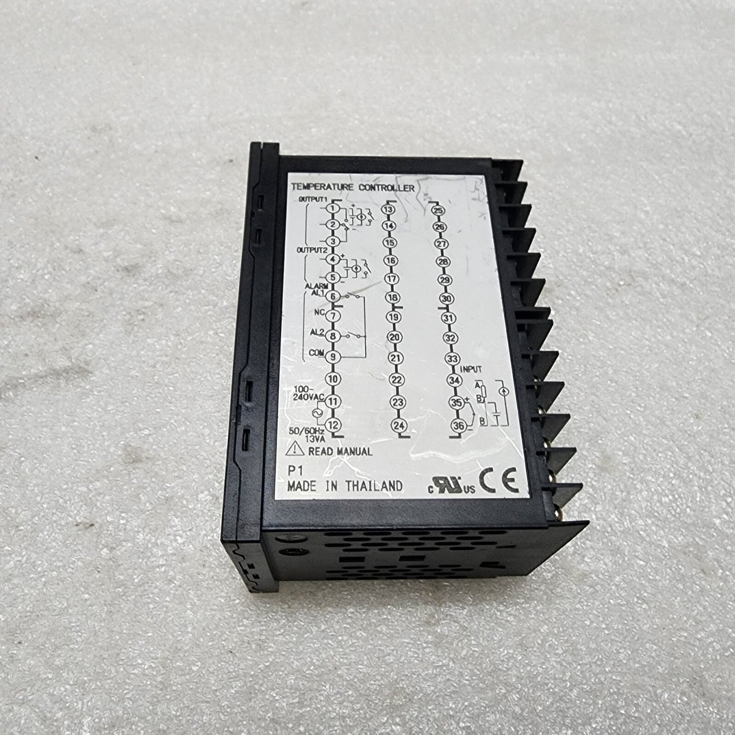 FUJI ELECTRIC PXF5ABY2-1VY00-P TEMPERATURE CONTROLLER 100-240VAC