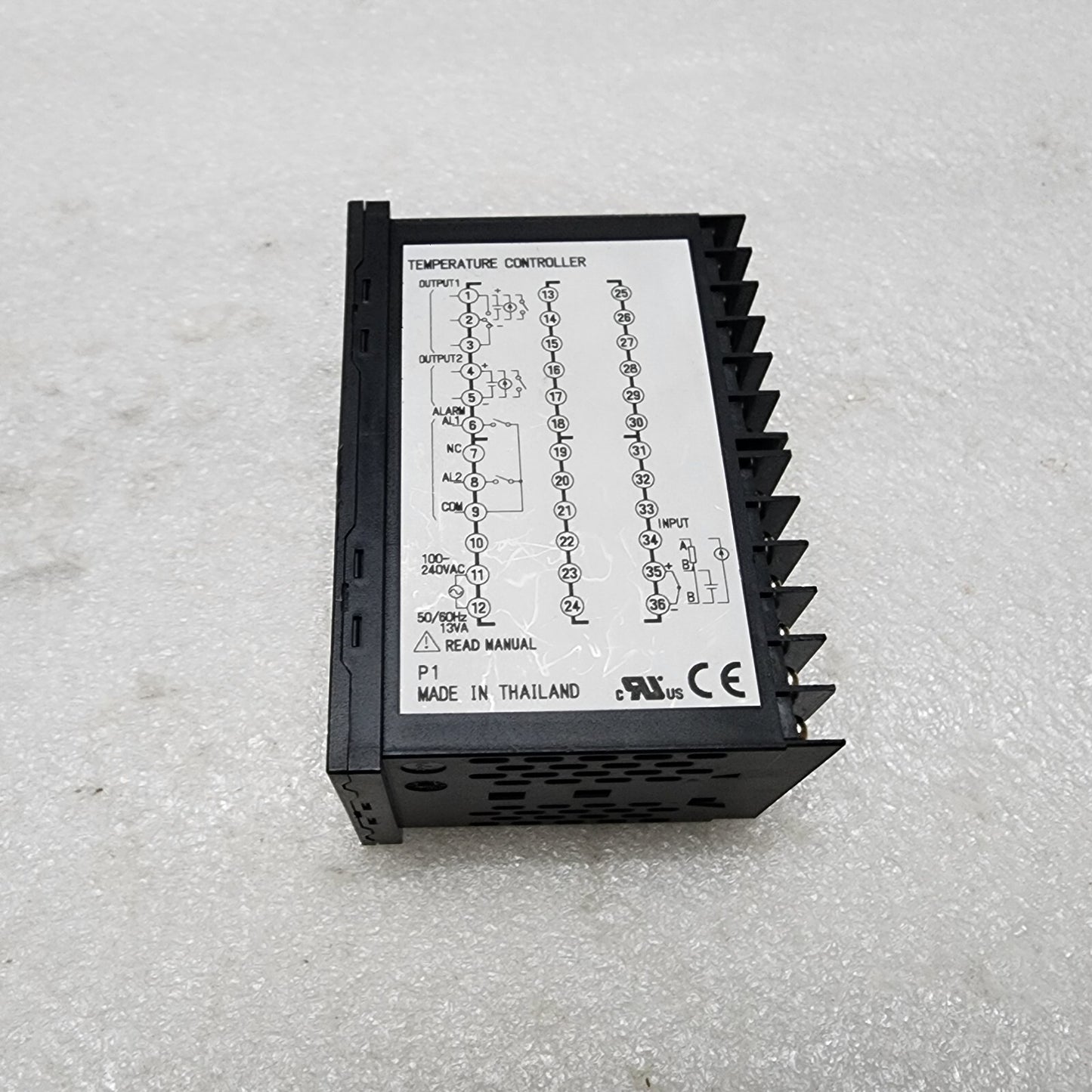 FUJI ELECTRIC PXF5AAA2-FVY00-P TEMPERATURE CONTROLLER 100-240VAC