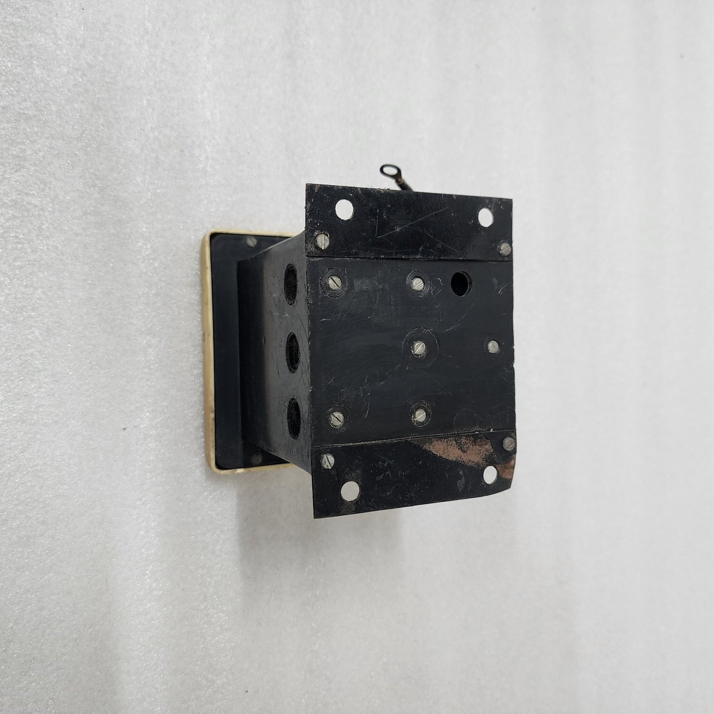 BCH ELECTRIC LIMITED RG3-8T 3-PHASE POWER FACTOR CONTROLLER