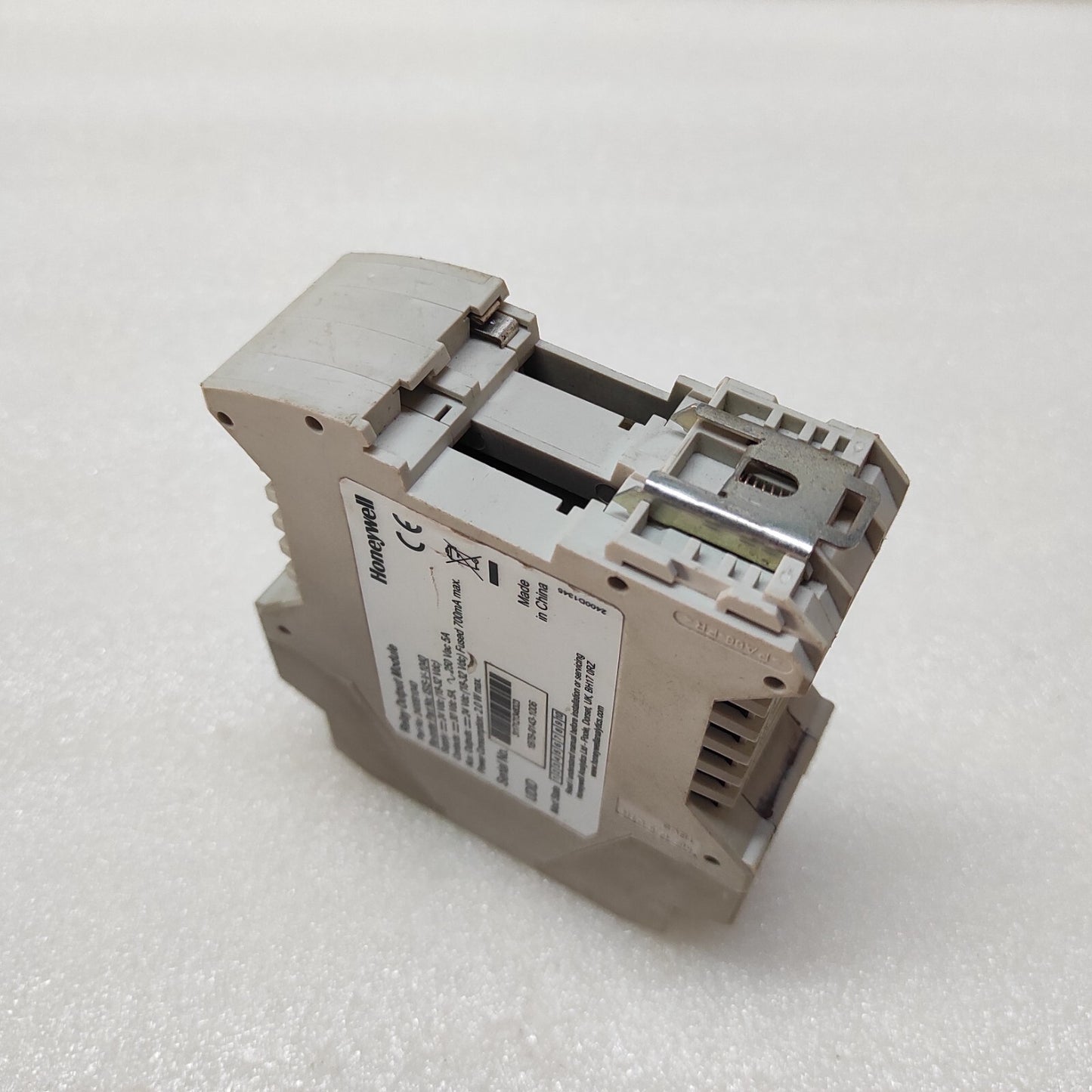 HONEYWELL ISIS-V-1040 RELAY OUTPUT MODULE 2400B1040