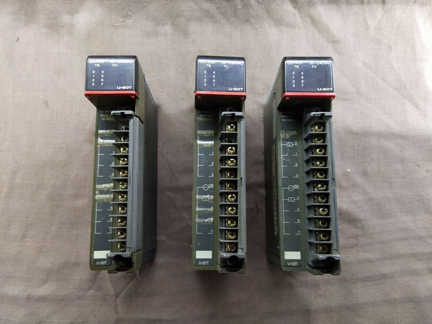 PLC Direct U-20T Output Module 18-240 VAC