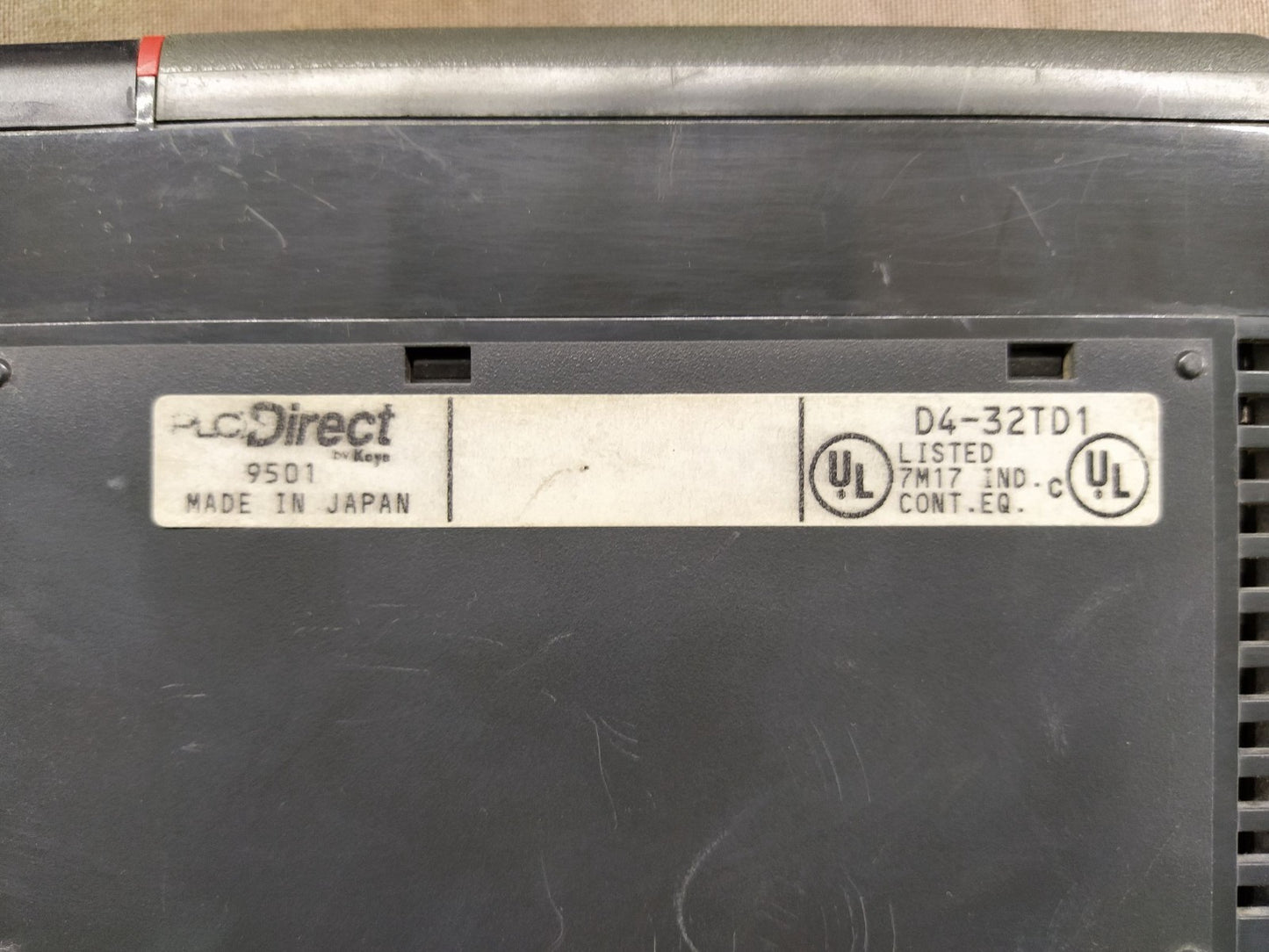 PLC DIRECT D4-32TD1 DISCRETE OUTPUT MODULE D432TD1