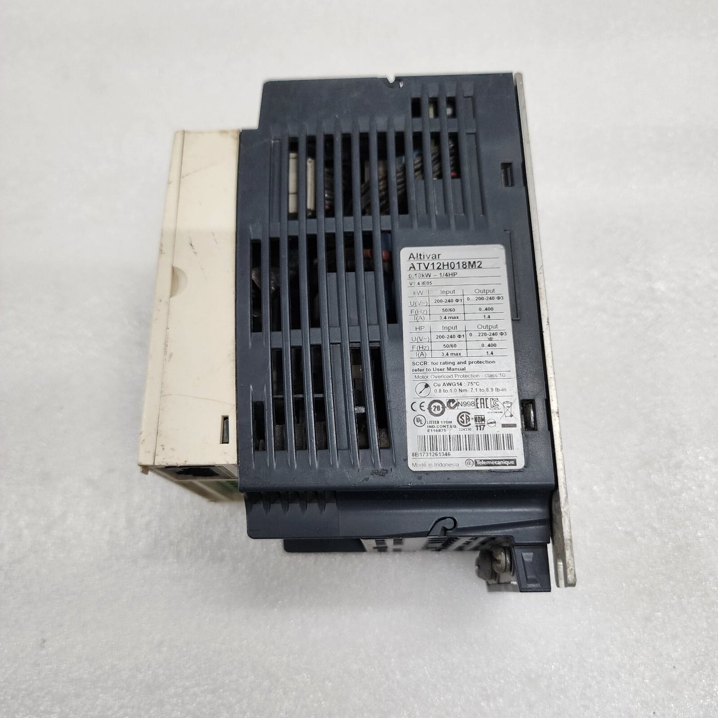 SCHNEIDER ELECTRIC ATV 12H018M2 VFD FREQUENCY DRIVE 0.18 kW 0.25 HP 200-240V
