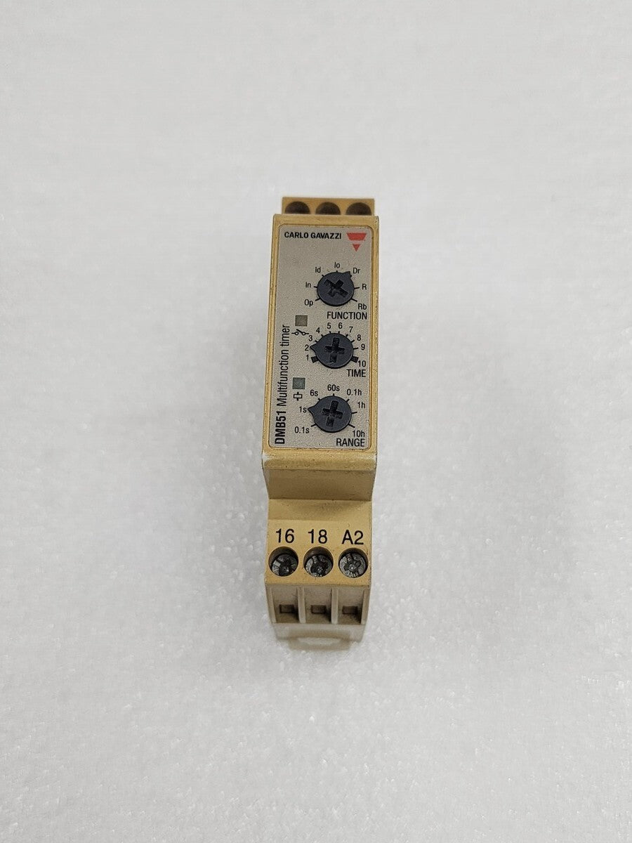 CARLO GAVAZZI DMB51CM24 MULTIFUNCTION TIMER 24-240VAC / 24VDC
