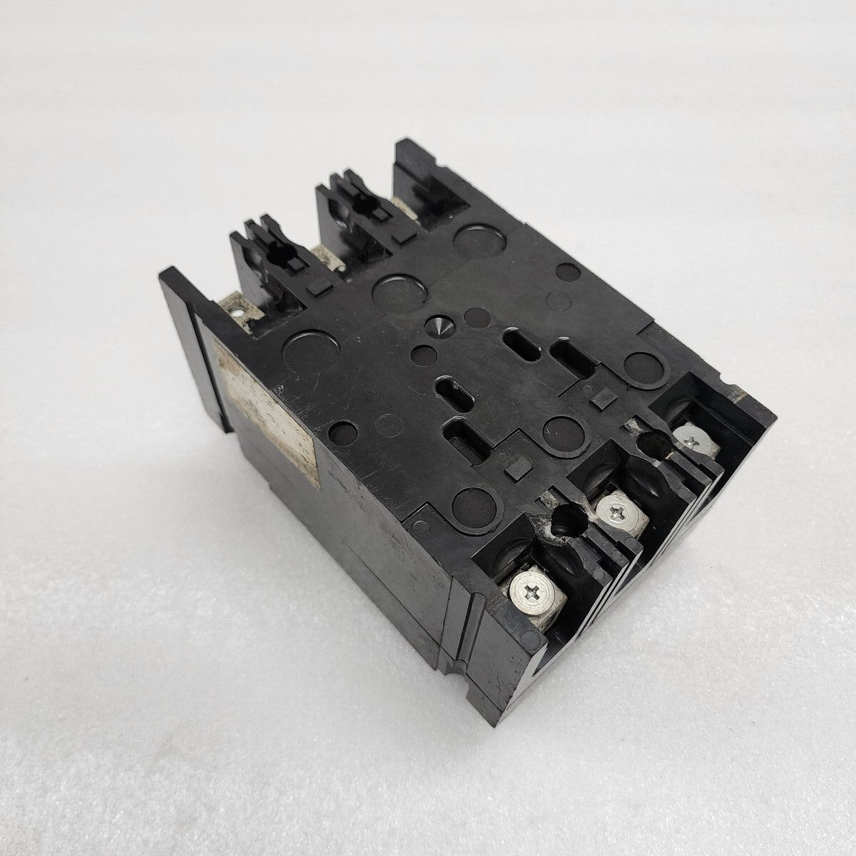 GE THED136100 3-POLE CIRCUIT BREAKER 100A GENERAL ELECTRIC