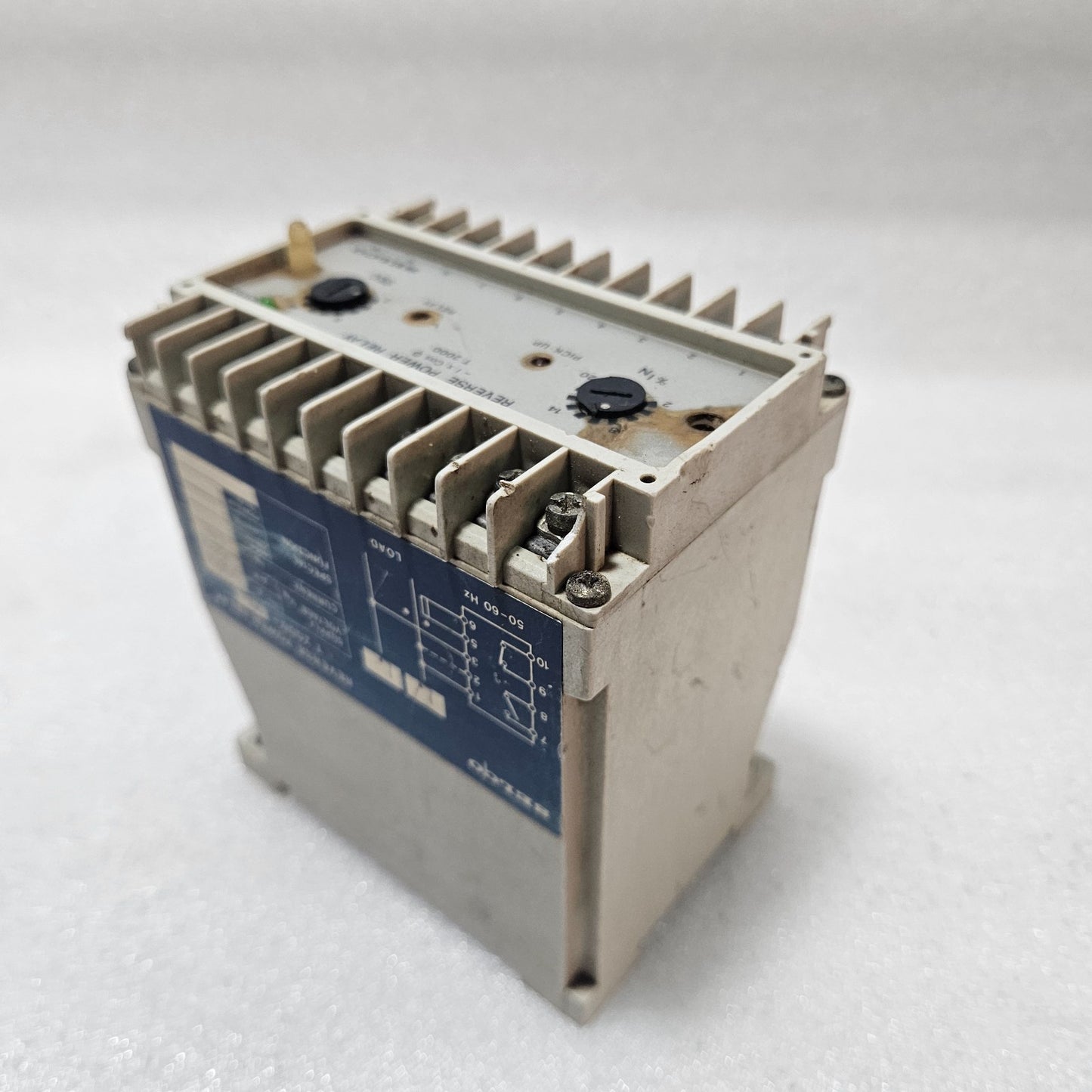 SELCO T2000-01 REVERSE POWER RELAY 380/440VAC 5A GENERATOR PROTECTION RELAY