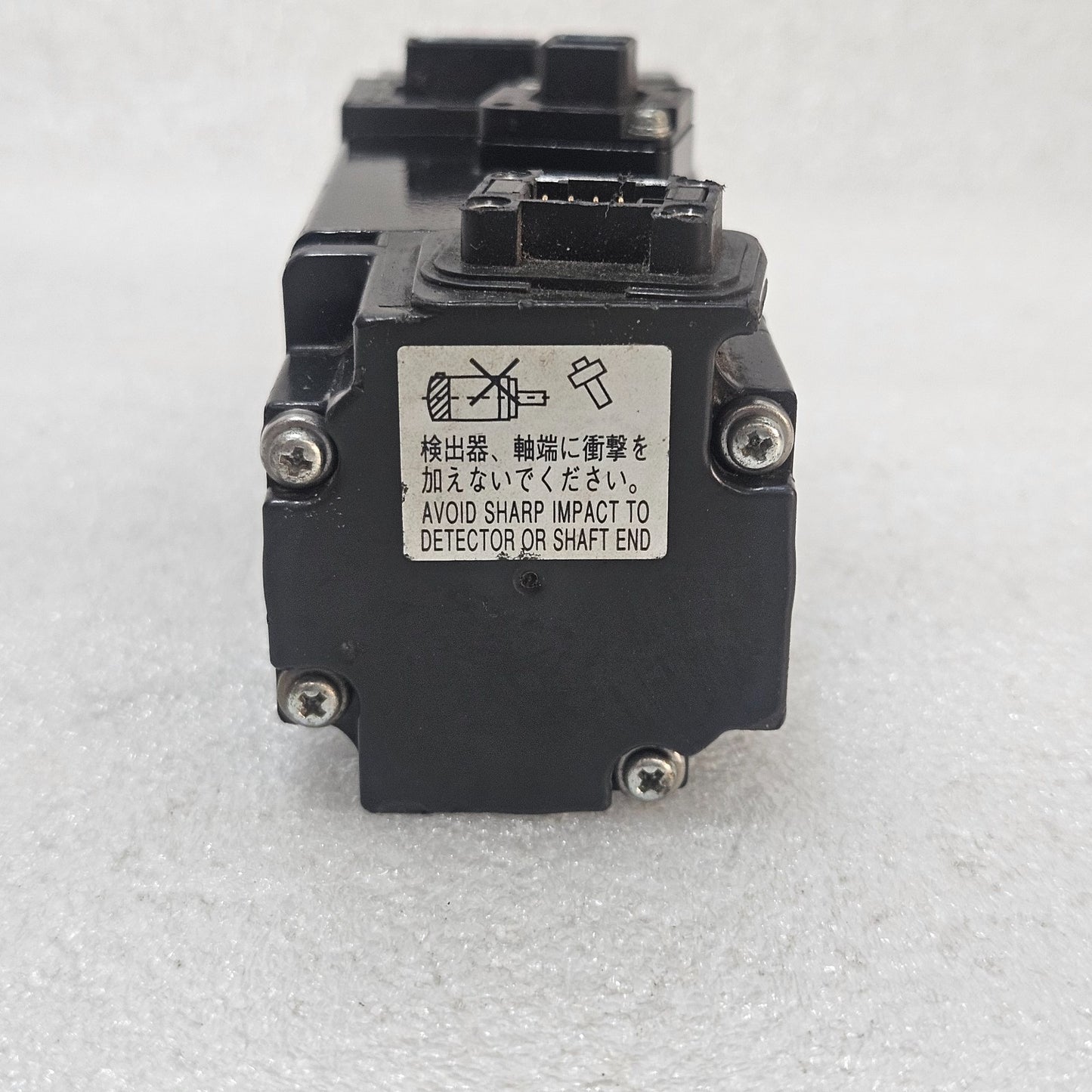MITSUBISHI HF-MP13B AC SERVO MOTOR 100W 3000RPM 98V INDUSTRIAL SERVO MOTOR MADE