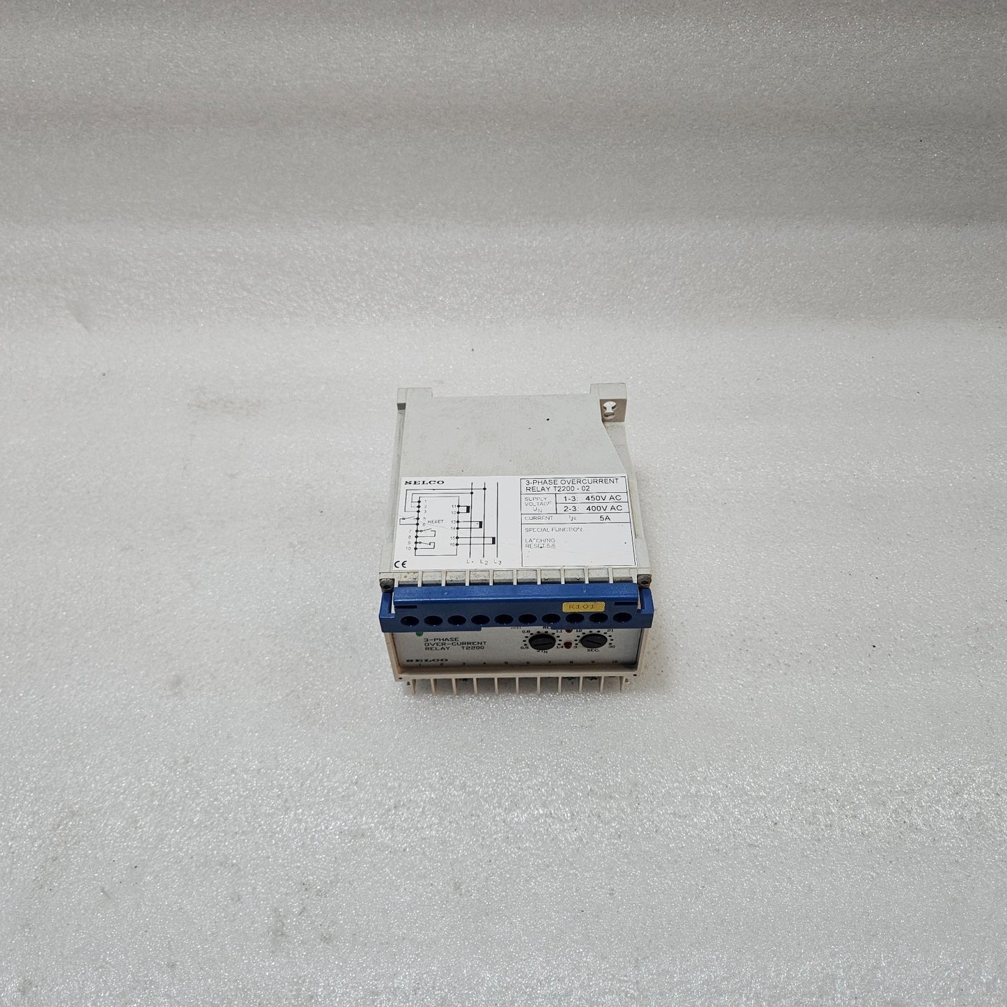 SELCO T2200-02 3-PHASE OVERCURRENT RELAY 400/450VAC 5A LATCHING PROTECTION RELAY