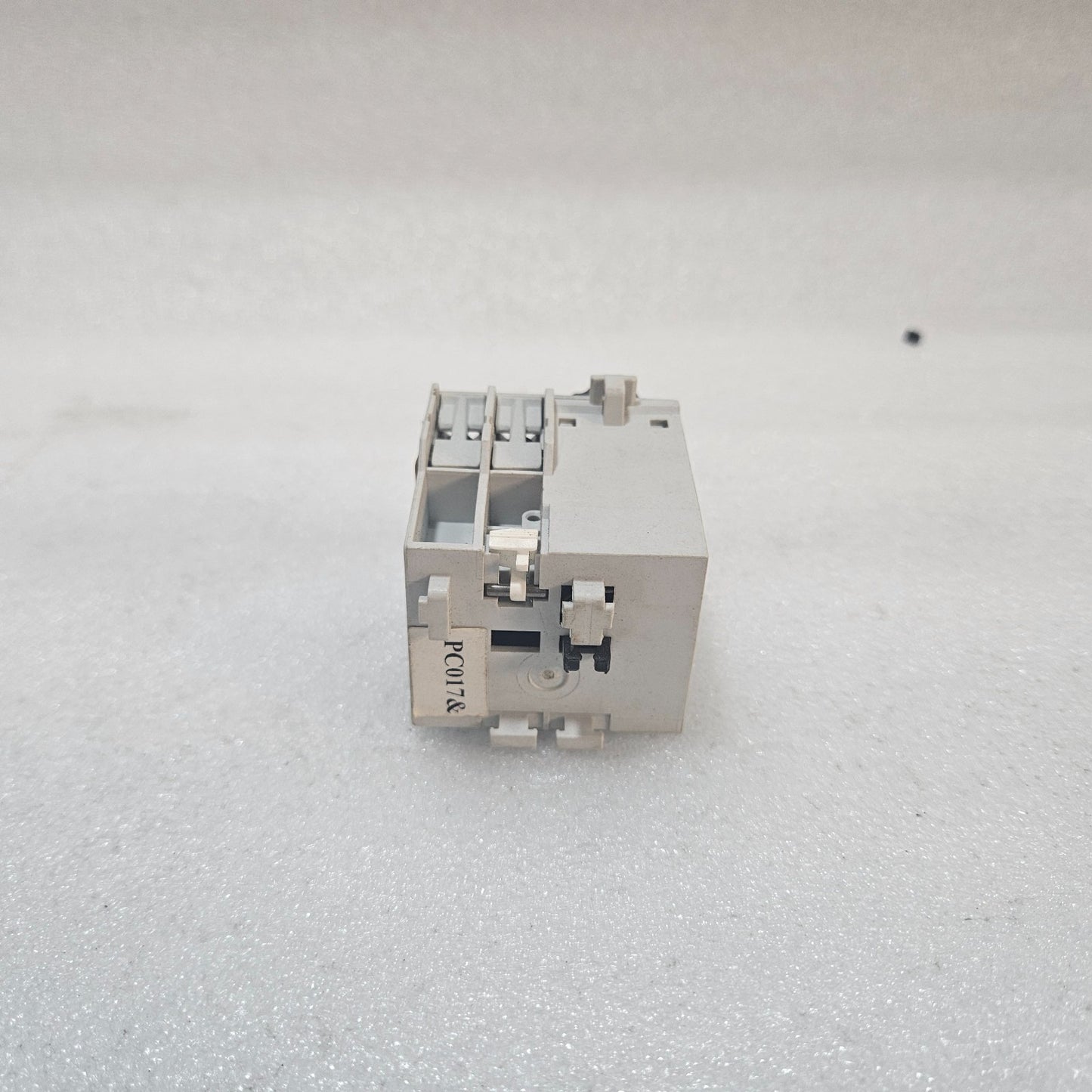 GE BTLF60C TIME DELAY RELAY 1–60S INDUSTRIAL TIMER MODULE IEC 60947-5-1 MADE IN