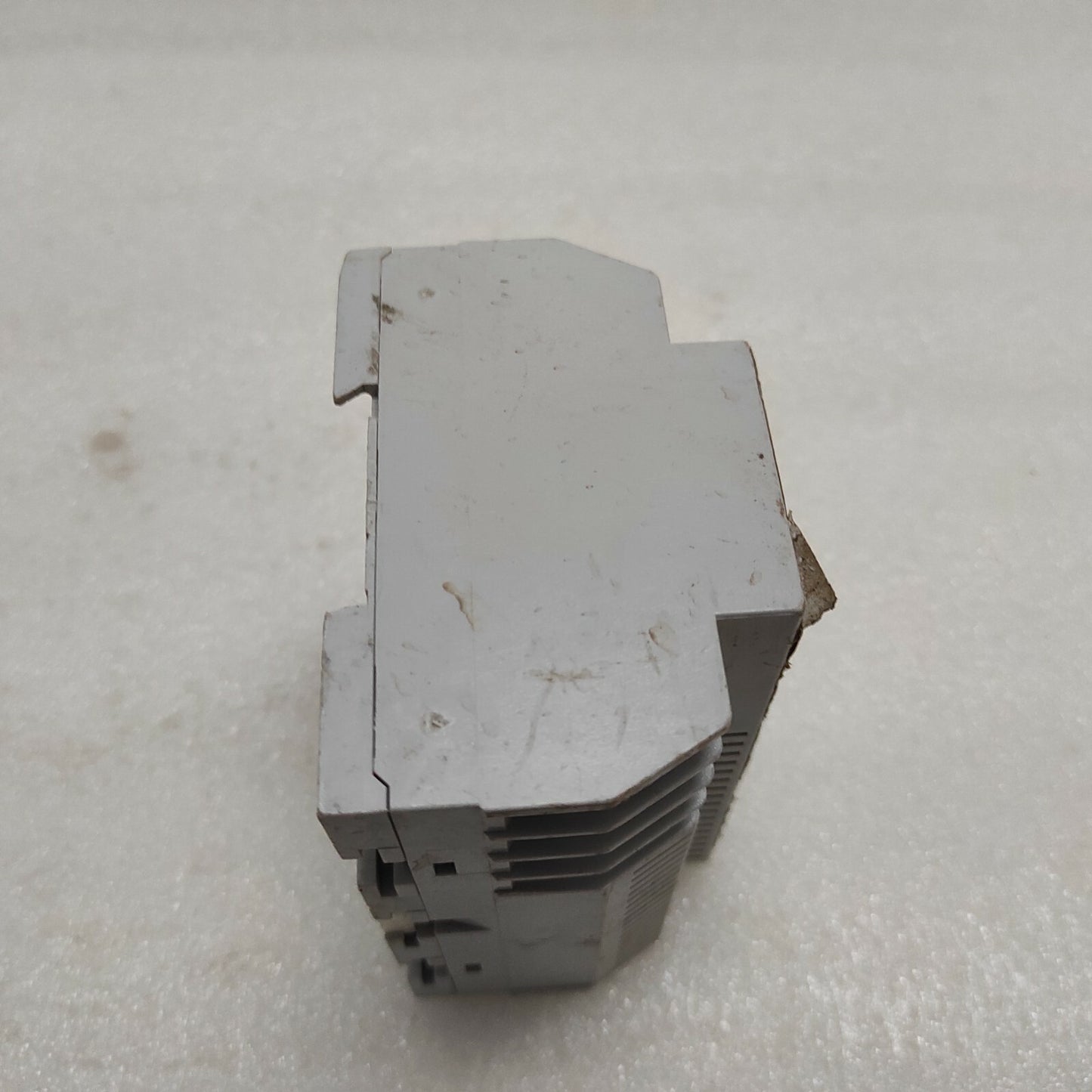 SE 51005511AA AC/DC POWER SUPPLY 200-240VAC/24VDC