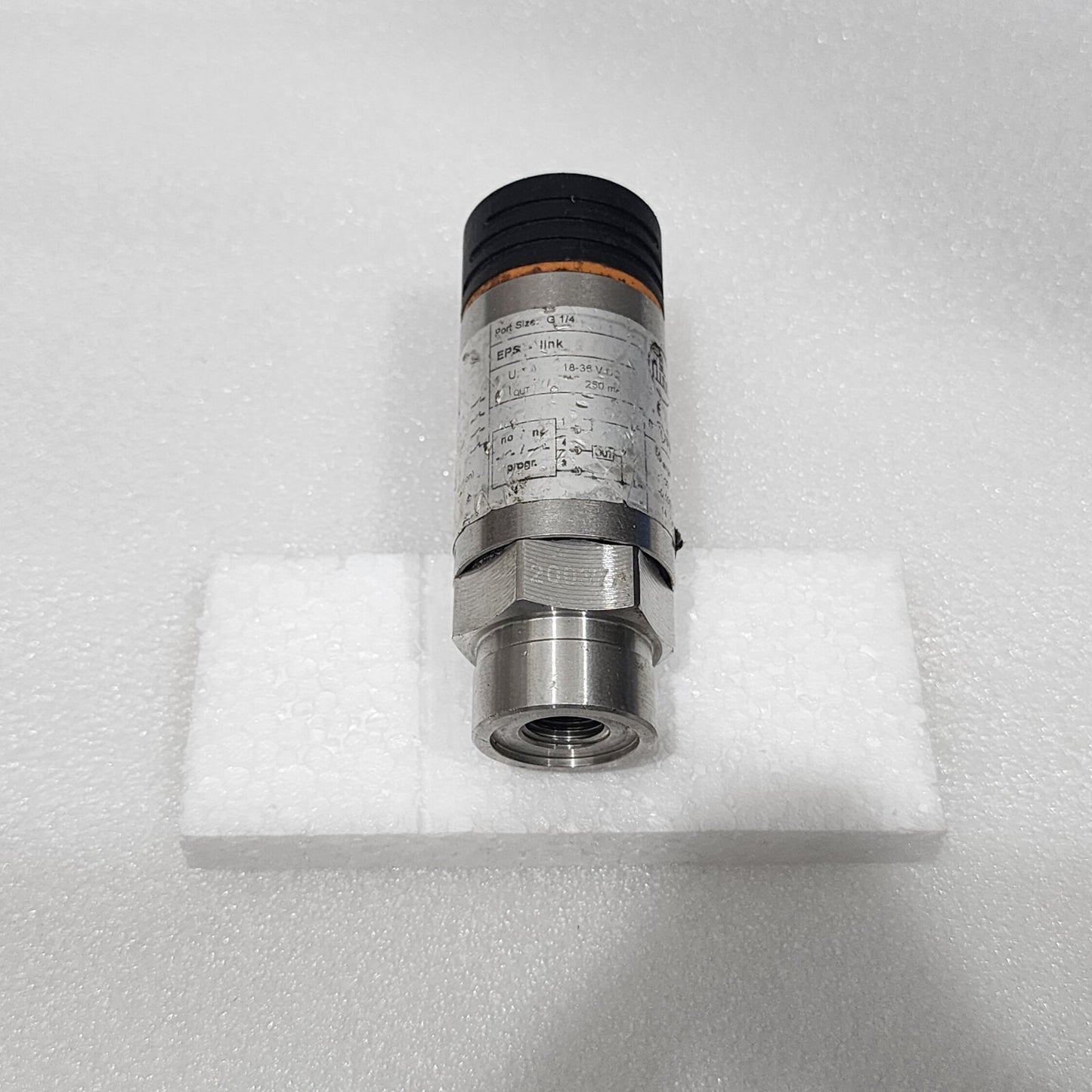 IFM PN5004 PRESSURE SENSOR WITH DISPLAY
