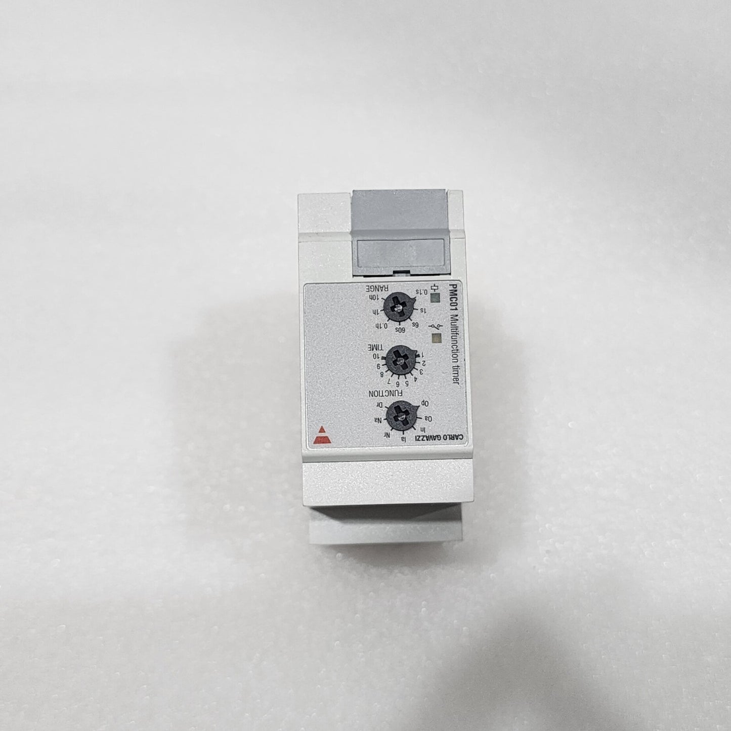 CARLO GAVAZZI PMC01 MULTIFUNCTION TIMER PMC01D115 115VAC 5VA