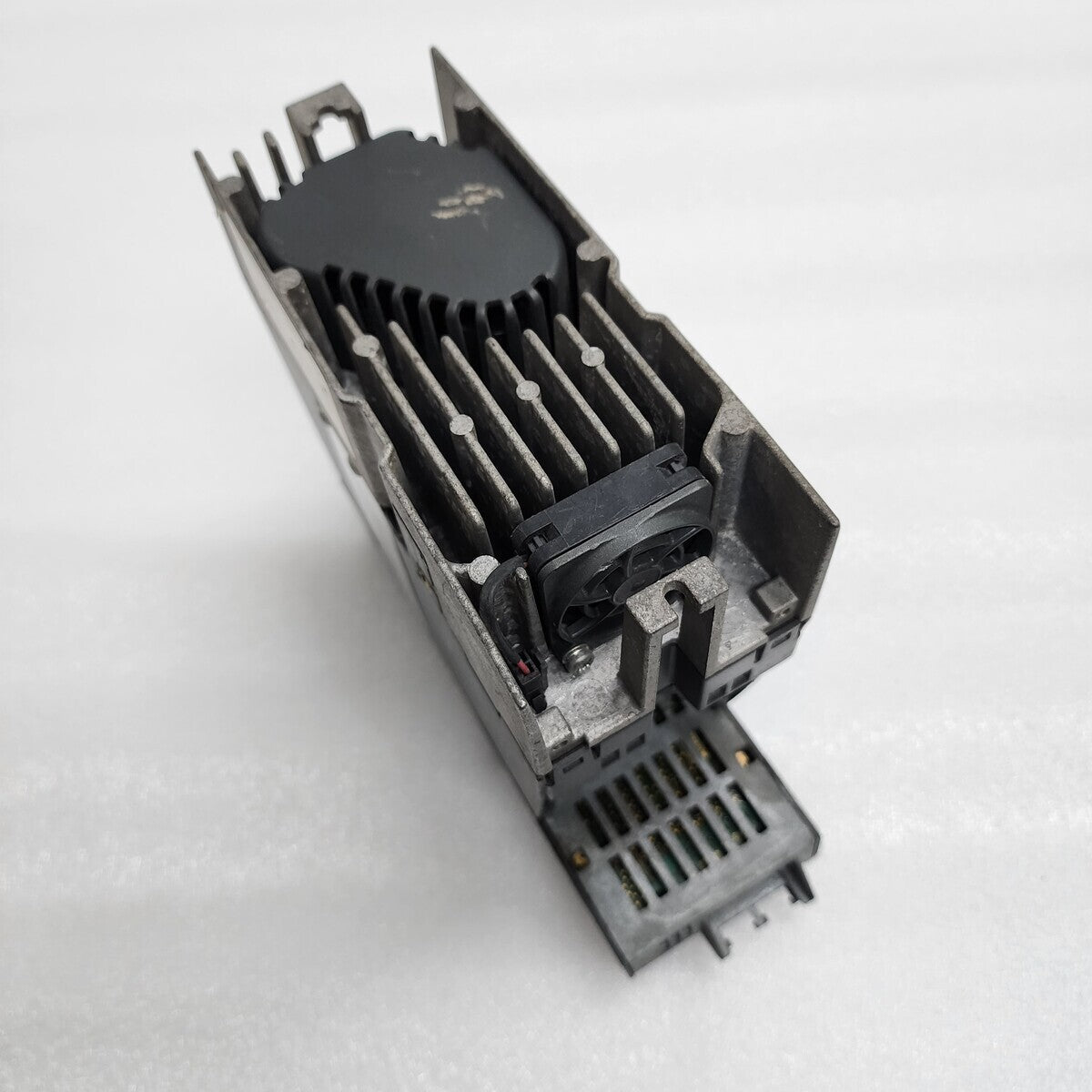 SIEMENS SINAMICS POWER MODULE 240 6SL3224-0BE15-5UA0 0.55kW CU240E-2 PN