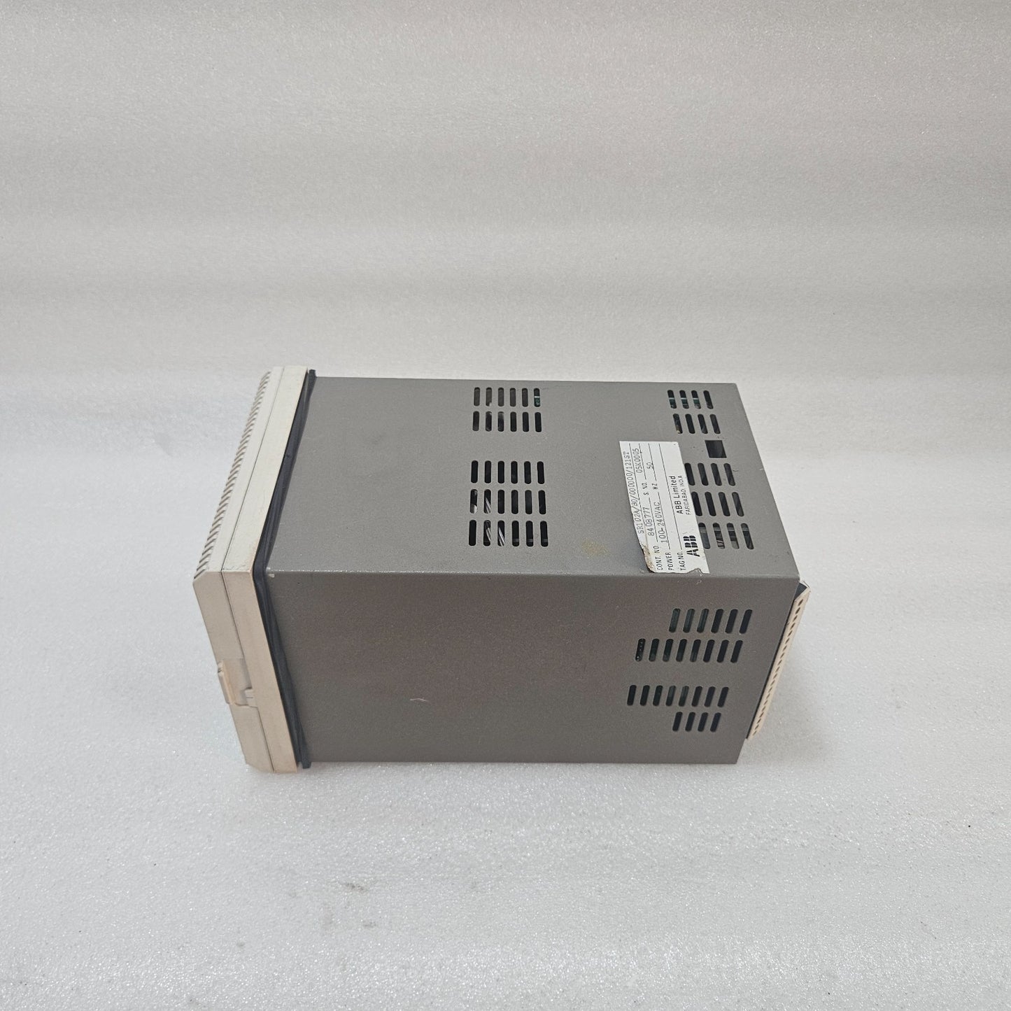 ABB SR102A CONTROL UNIT 100–240VAC 50HZ INDUSTRIAL AUTOMATION MODULE SR100