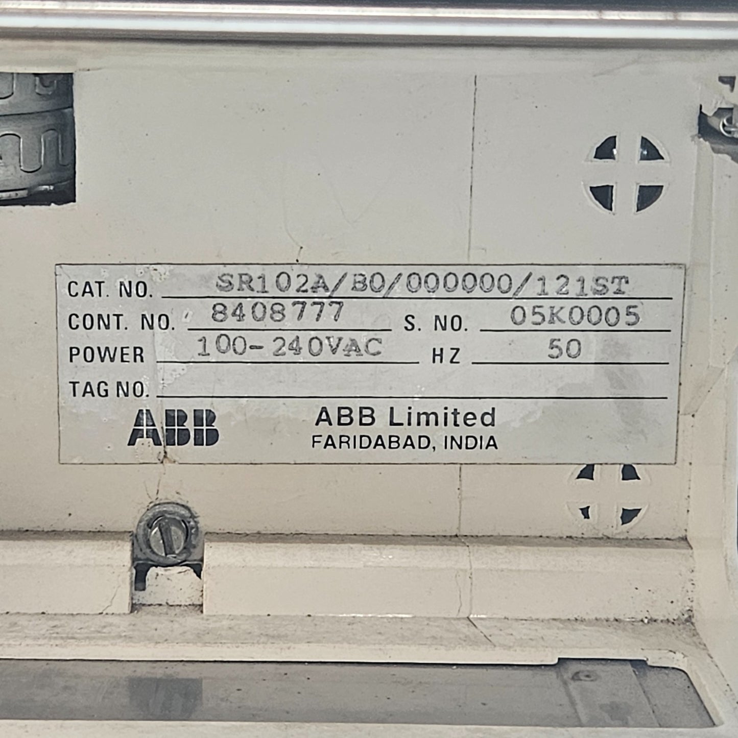 ABB SR102A CONTROL UNIT 100–240VAC 50HZ INDUSTRIAL AUTOMATION MODULE SR100