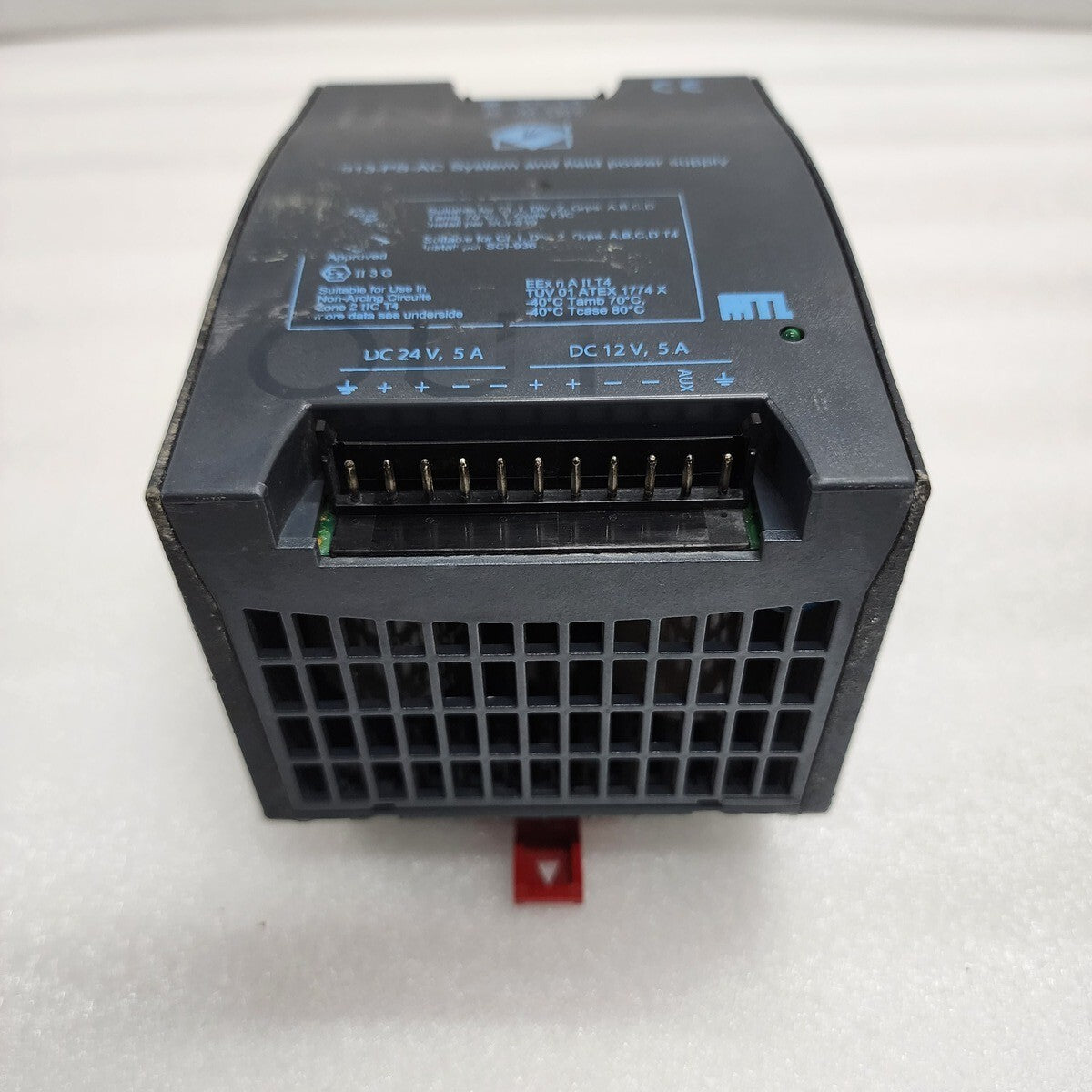 MTL INSTRUMENT 8000 SYSTEM AND FIELD POWER SUPPLY 8913-PS-AC WITHOUT CONNECTOR